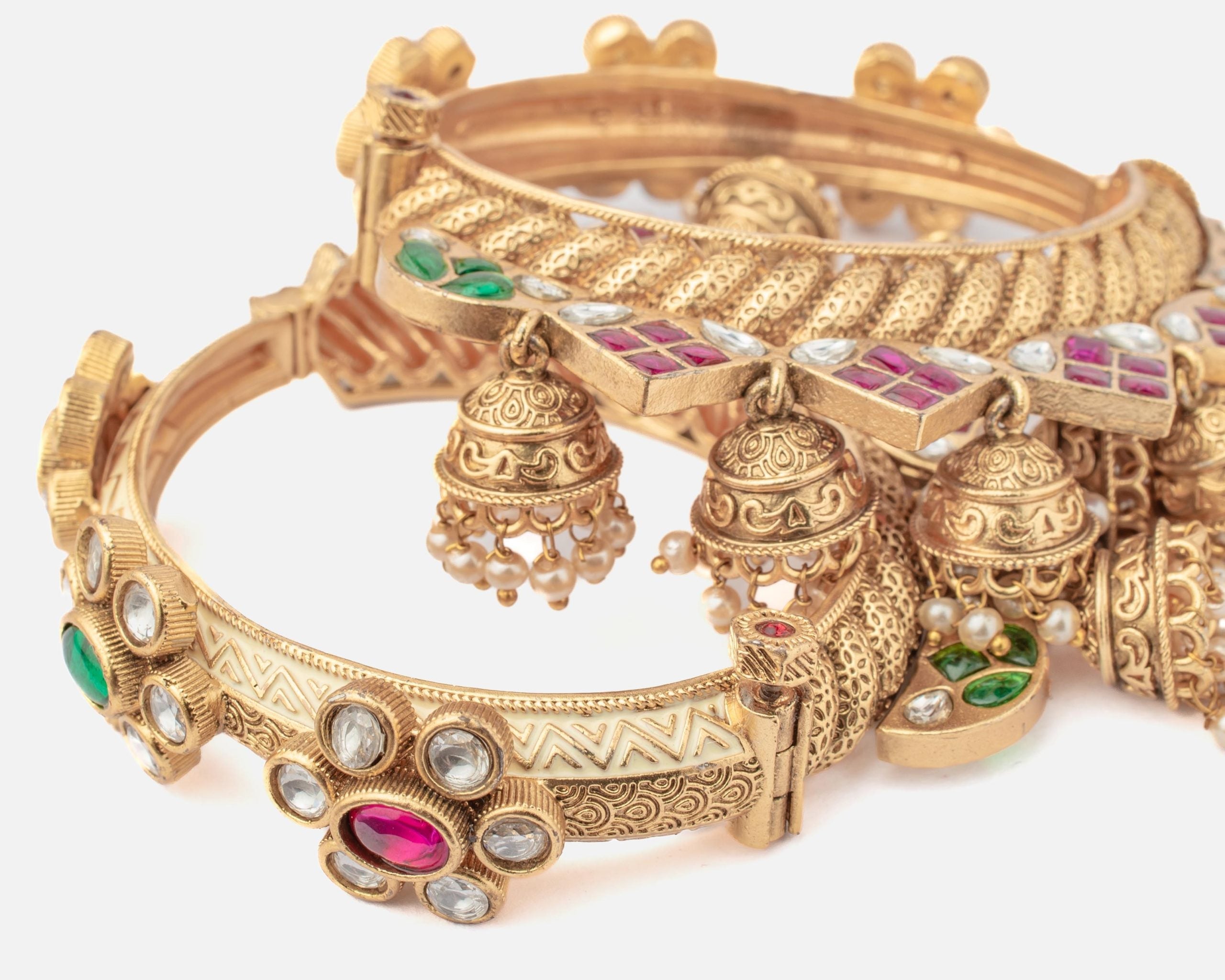 vivinia BY VIDHI MEHRA Ismarrah 2.0 Gold Plated Temple Bangles ( Set of 2 )