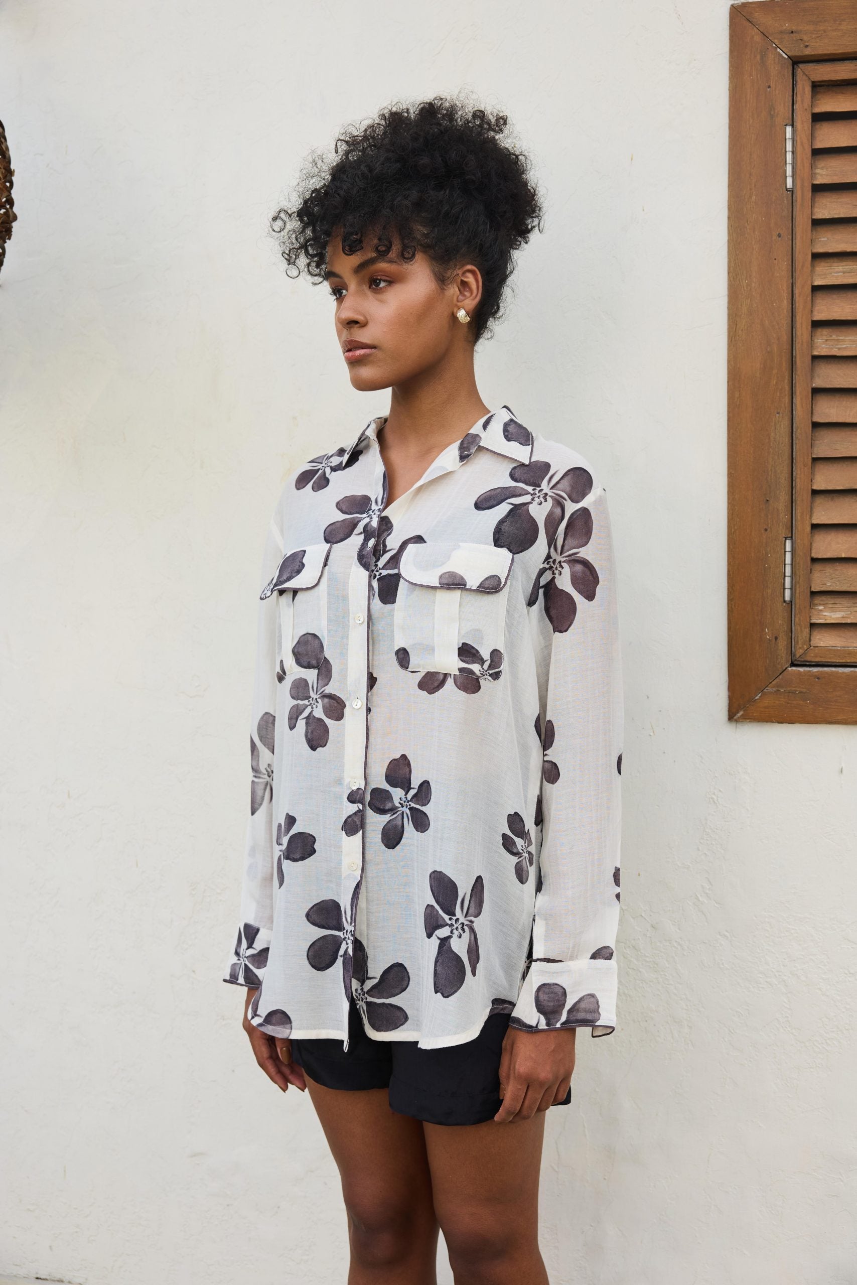 Image of BLACK AND WHITE FLOWERS SHIRT/ ELOISE SHIRT