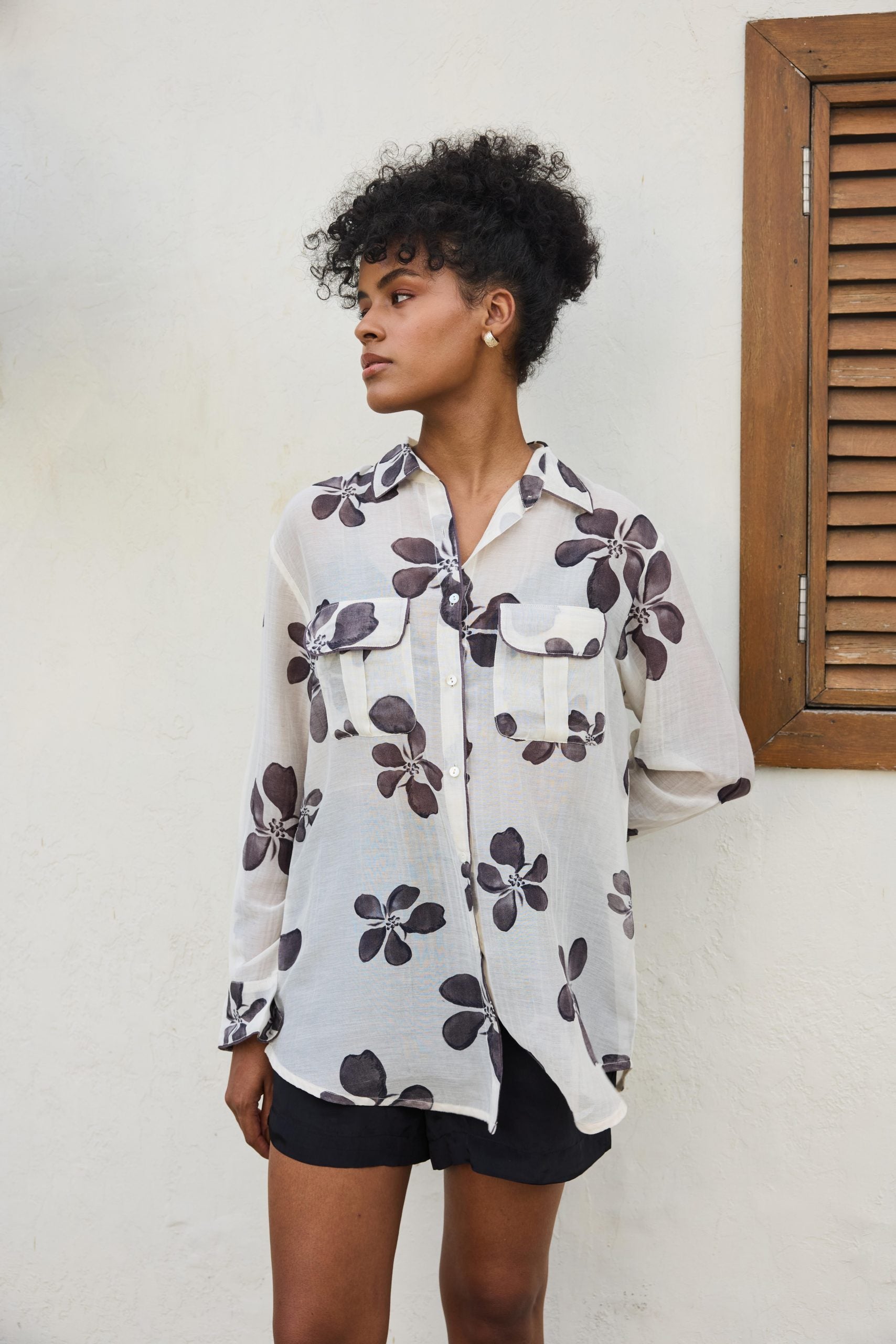 Image of BLACK AND WHITE FLOWERS SHIRT/ ELOISE SHIRT