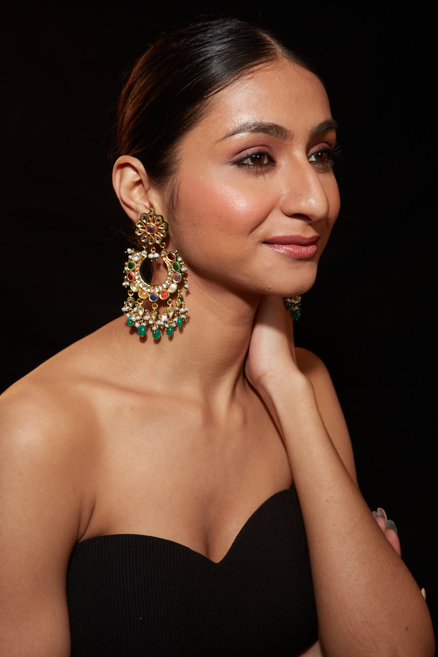 Image of Rhodium Plated Kundan Studded With Pearl Drop Jhumka Earrings