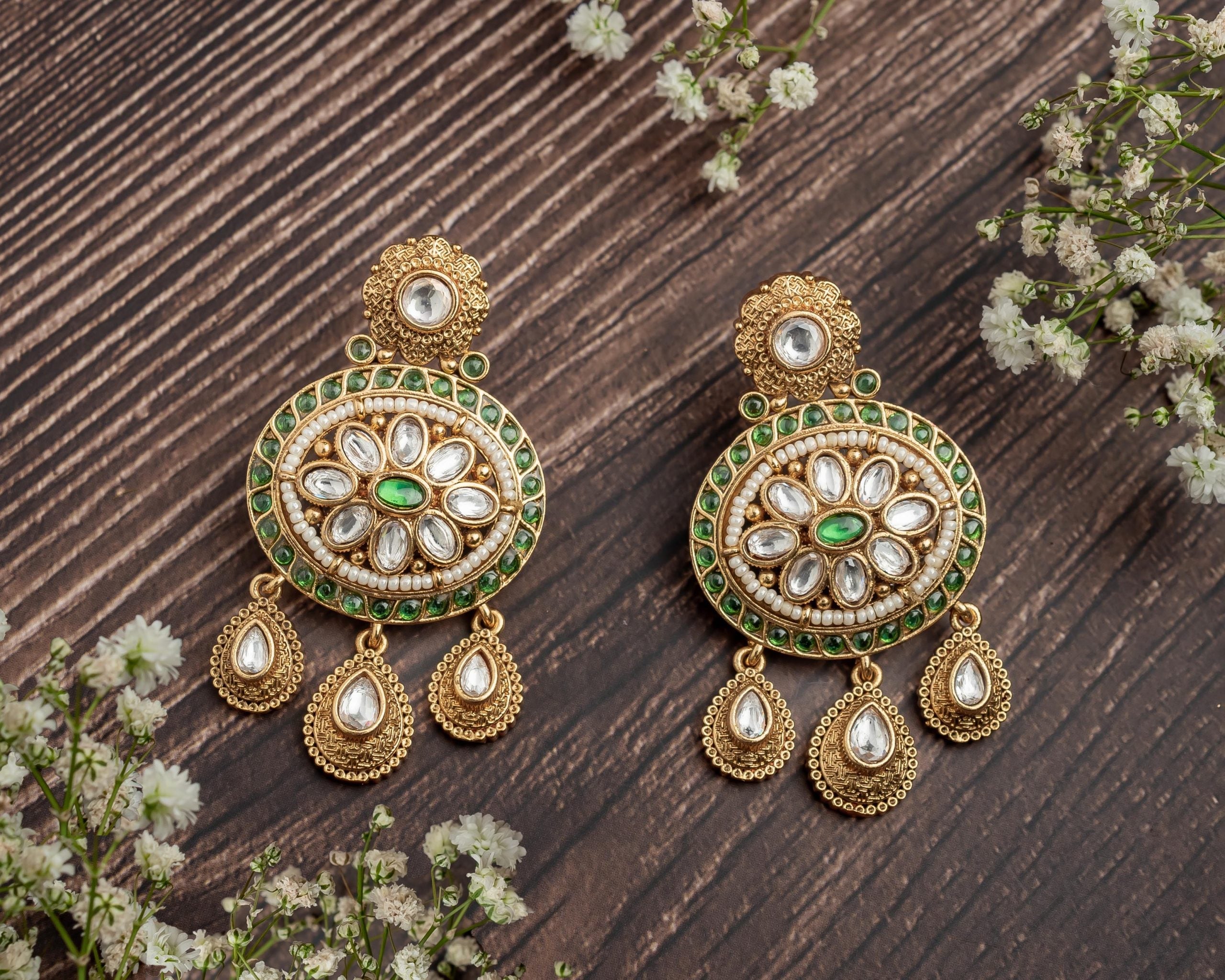 vivinia BY VIDHI MEHRA ISMAARH 2.0 Gold/Green Womens Pair of Chandbali Earrings