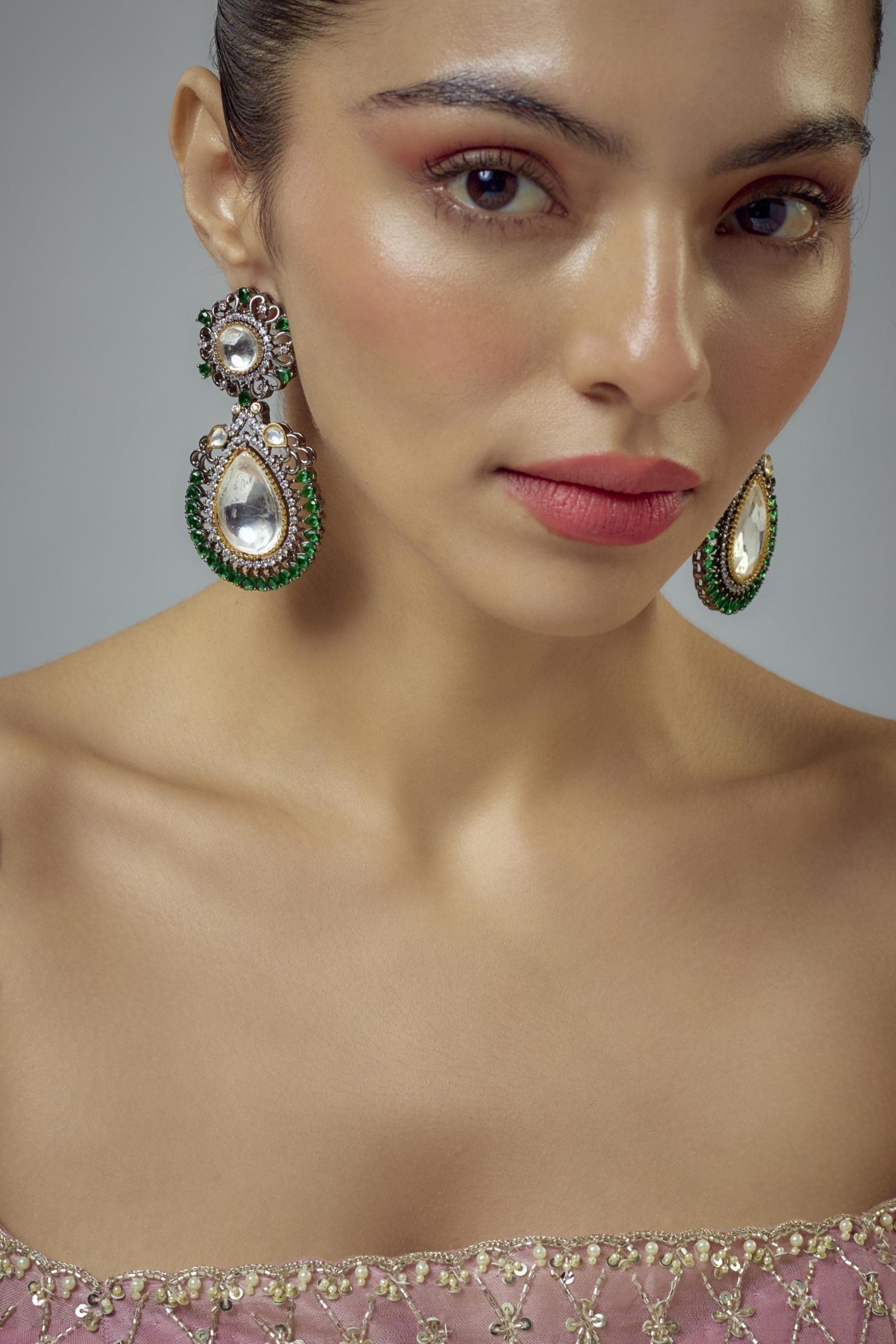 vivinia BY VIDHI MEHRA Burgandi Silver Plated Green Kundan, Polki Womens Pair of Drop Earrings (Freesize)