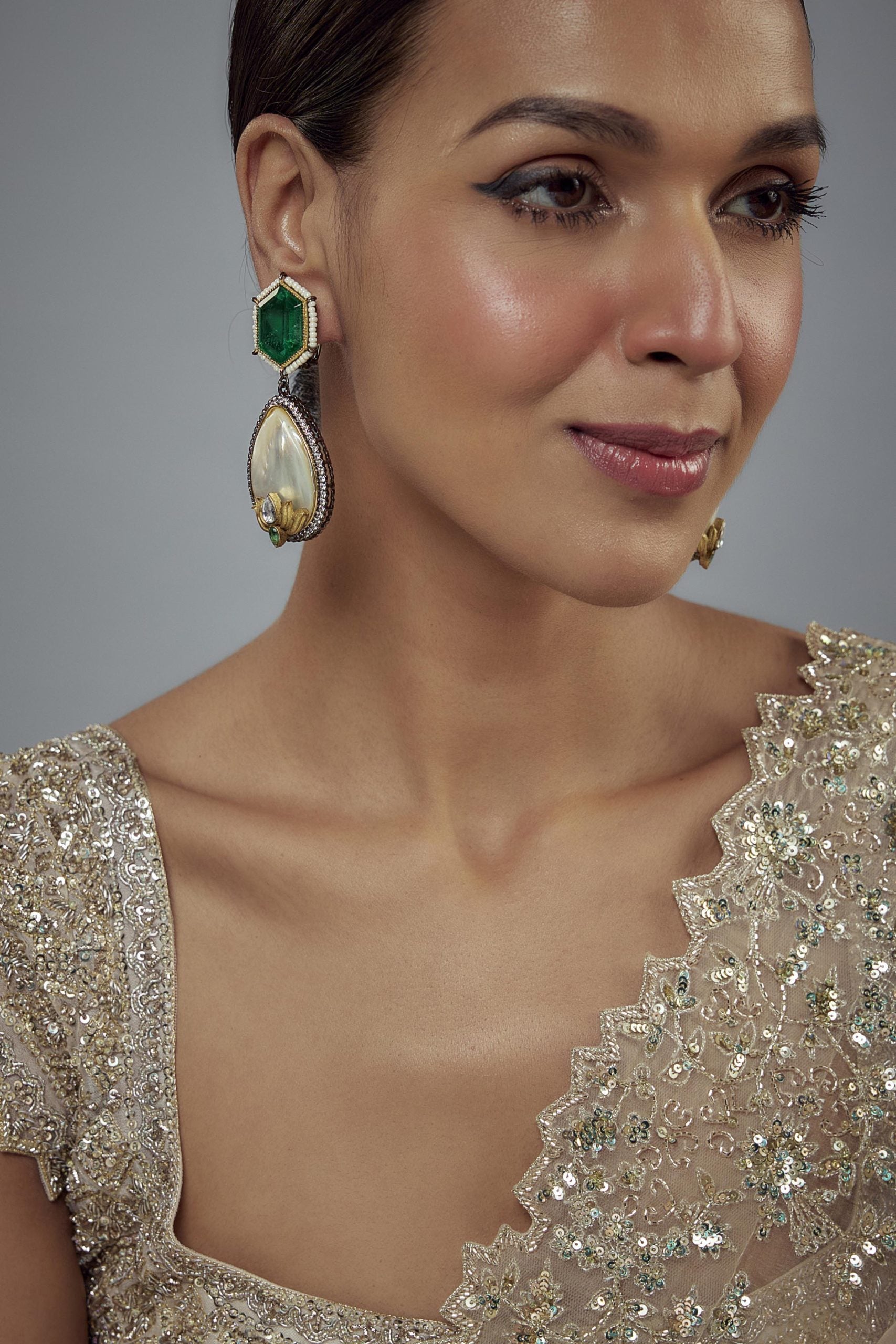 vivinia BY VIDHI MEHRA Florence Green & White Kundan, Polki Womens Pair of Danglers Earrings (Freesize)