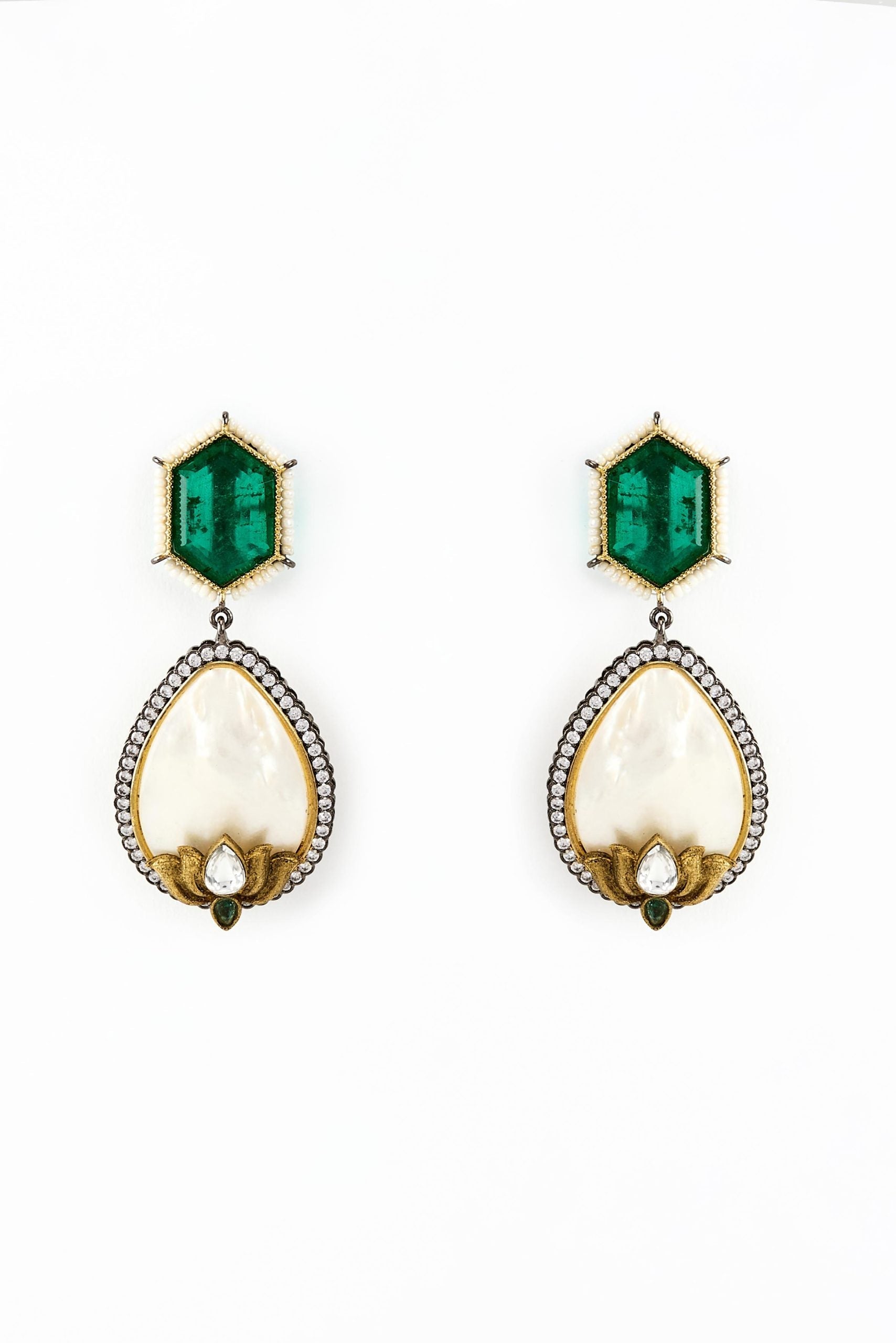 vivinia BY VIDHI MEHRA Florence Green & White Kundan, Polki Womens Pair of Danglers Earrings (Freesize)