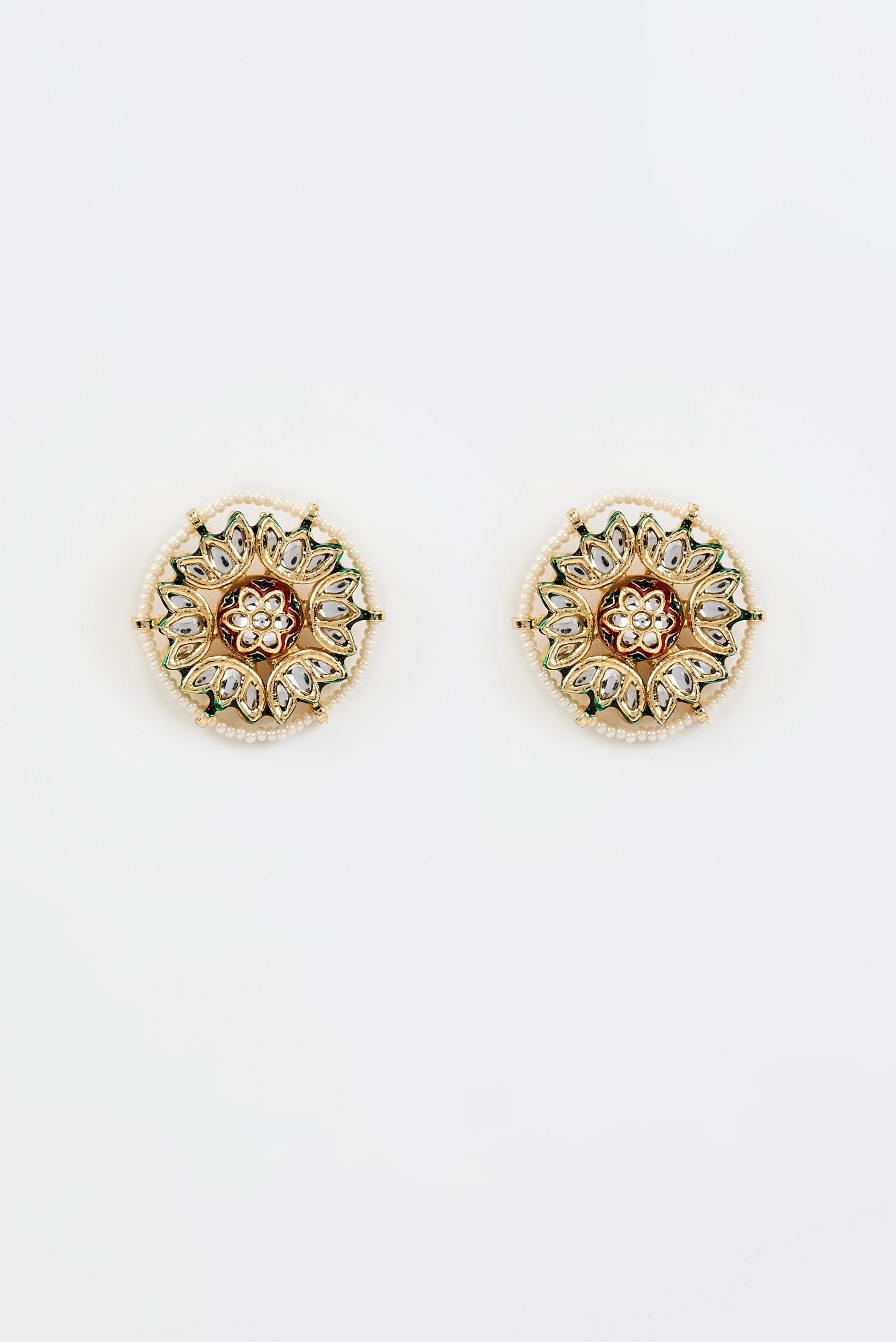 vivinia BY VIDHI MEHRA Saadgi Gold Plated White Kundan, Polki Womens Pair of Studs Earrings (Freesize)