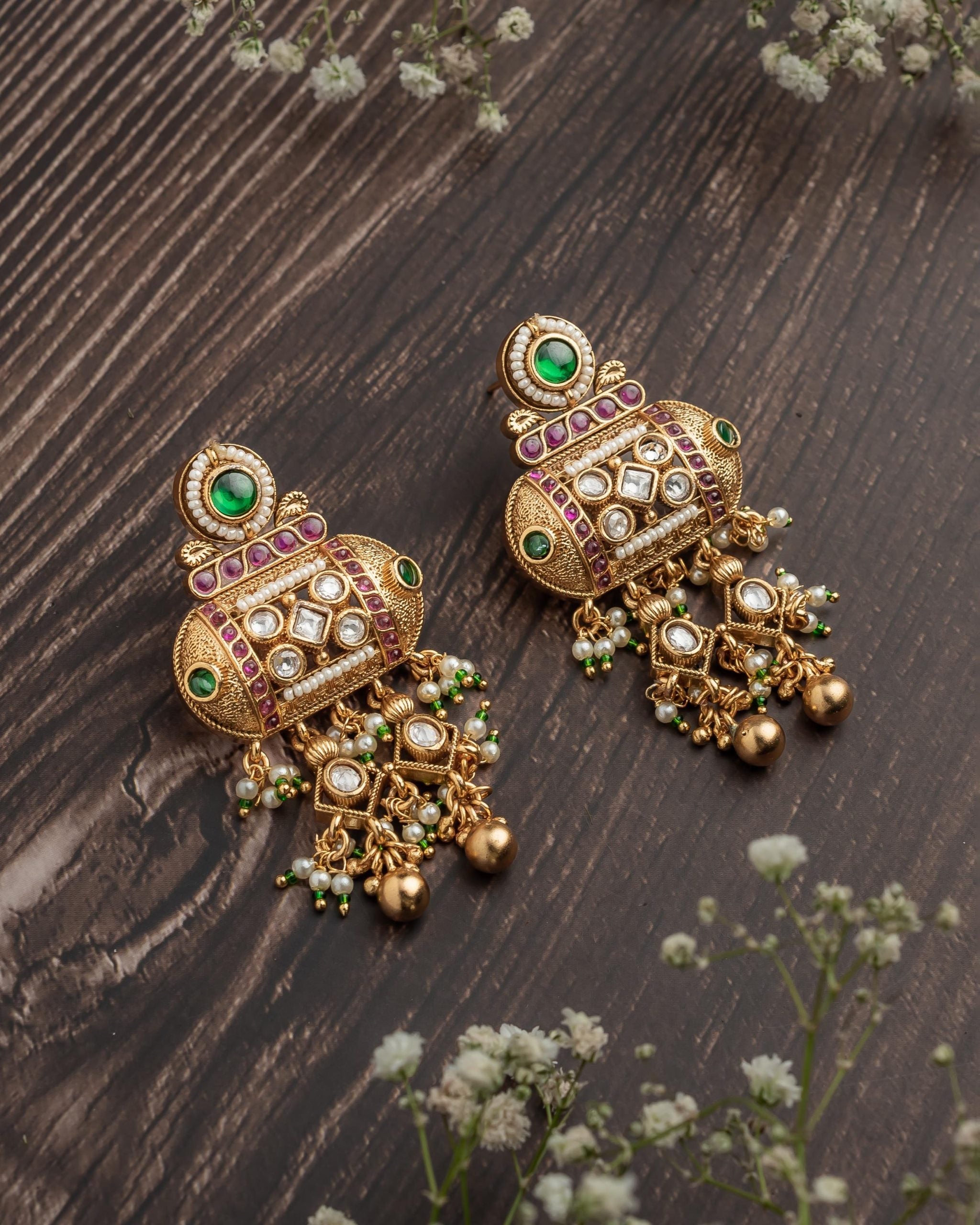 vivinia BY VIDHI MEHRA ISMAARH 2.0 Gold/Green Womens Pair of Chandbali Earrings