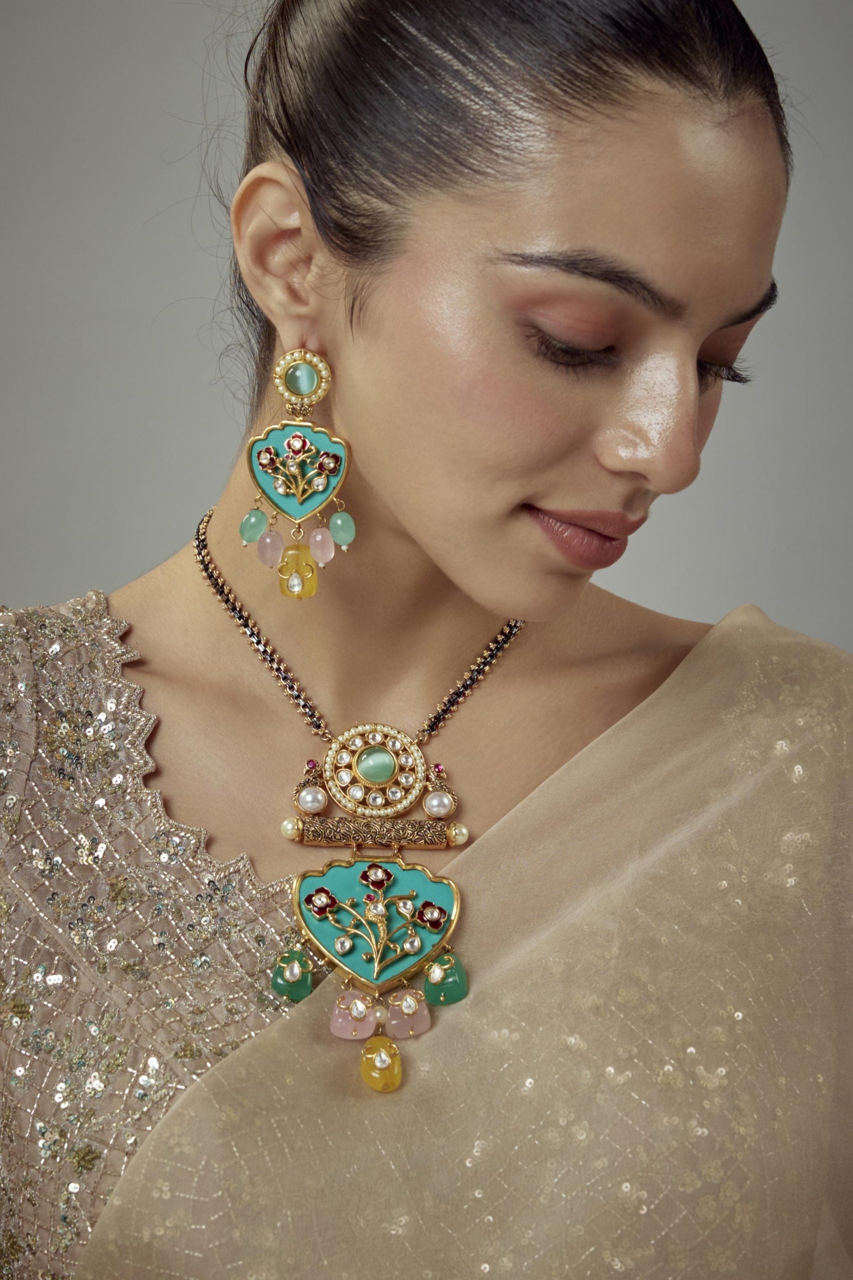 vivinia BY VIDHI MEHRA Saadgi Gold Plated Green Kundan, Polki Womens Long Necklace Set with Pair of Earrings (Freesize)