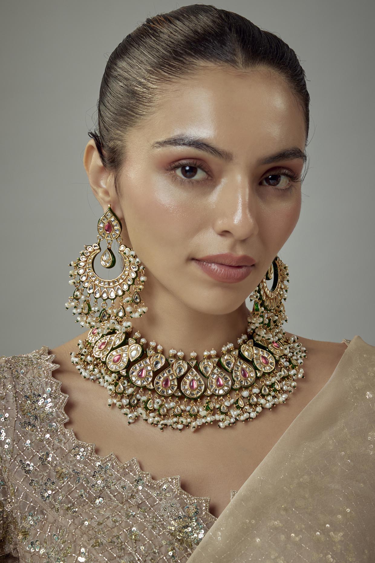 vivinia BY VIDHI MEHRA Saadgi Gold Plated Pink Kundan, Polki Womens Choker Necklace Set with Pair of Earrings (Freesize)