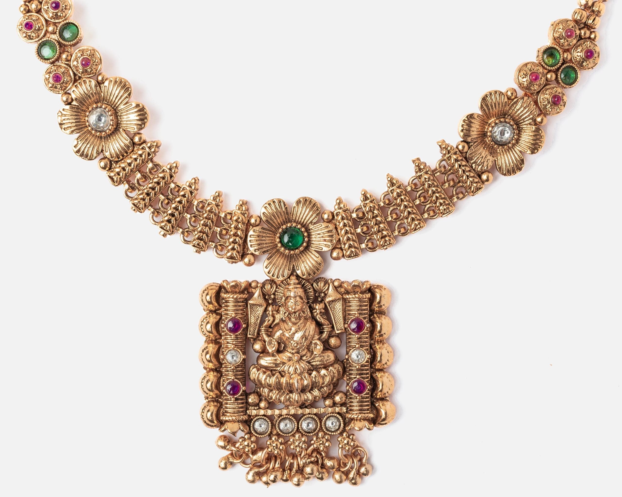 vivinia BY VIDHI MEHRA ISMAARH 2.0 Gold Plated Short Necklace Set with Maangtikka & Pair of Earrings