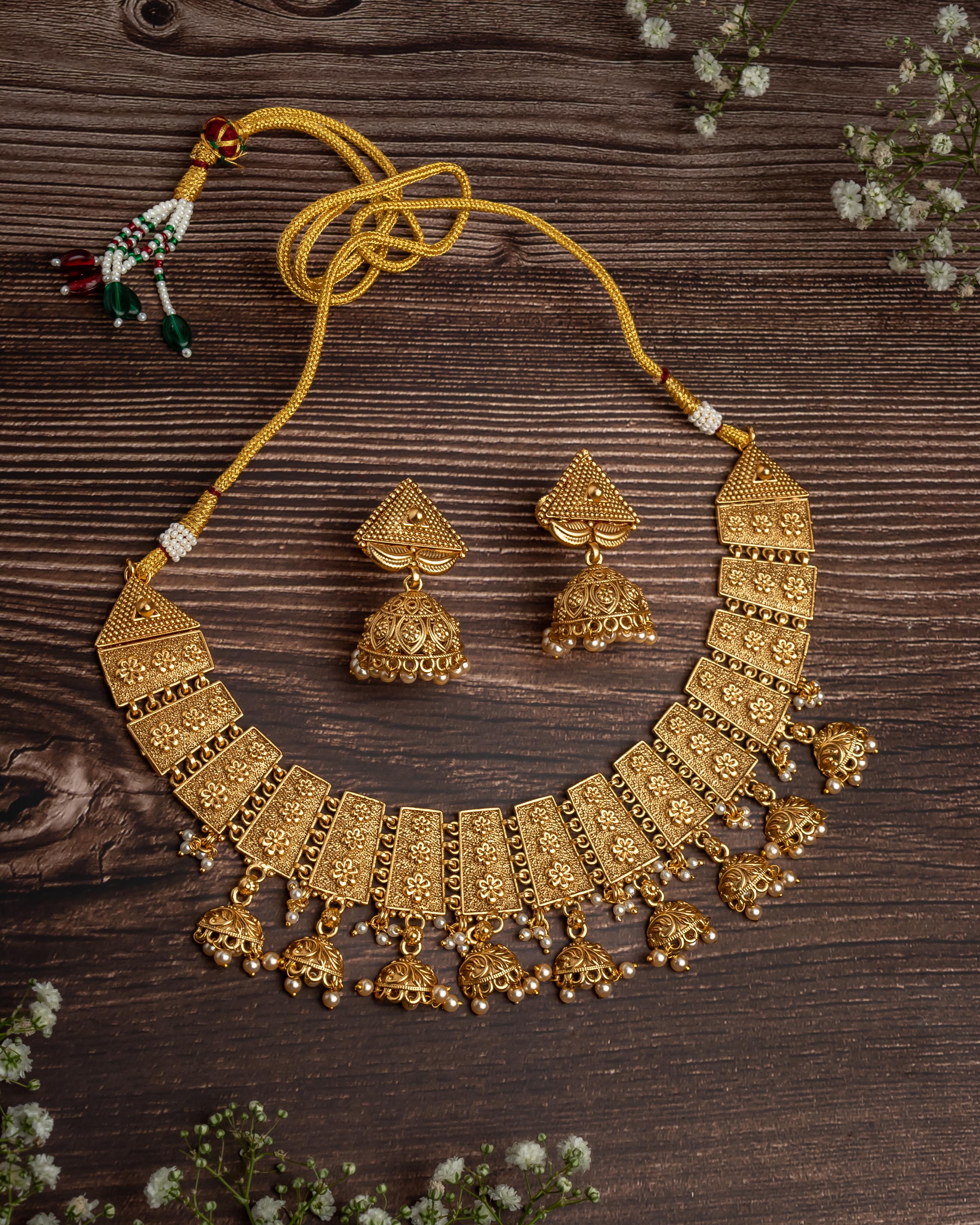 vivinia BY VIDHI MEHRA ISMAARH 2.0 Gold Plated Short Necklace Set with Pair of Earrings