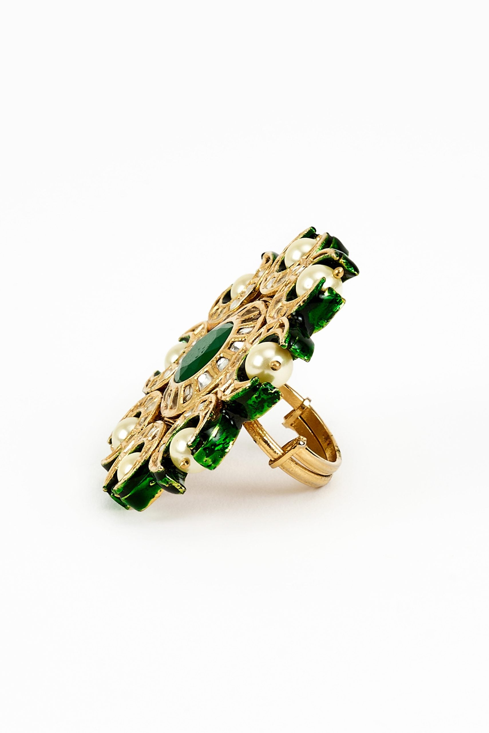 vivinia BY VIDHI MEHRA Saadgi Gold Plated Green Kundan, Polki Womens Ring (Freesize)