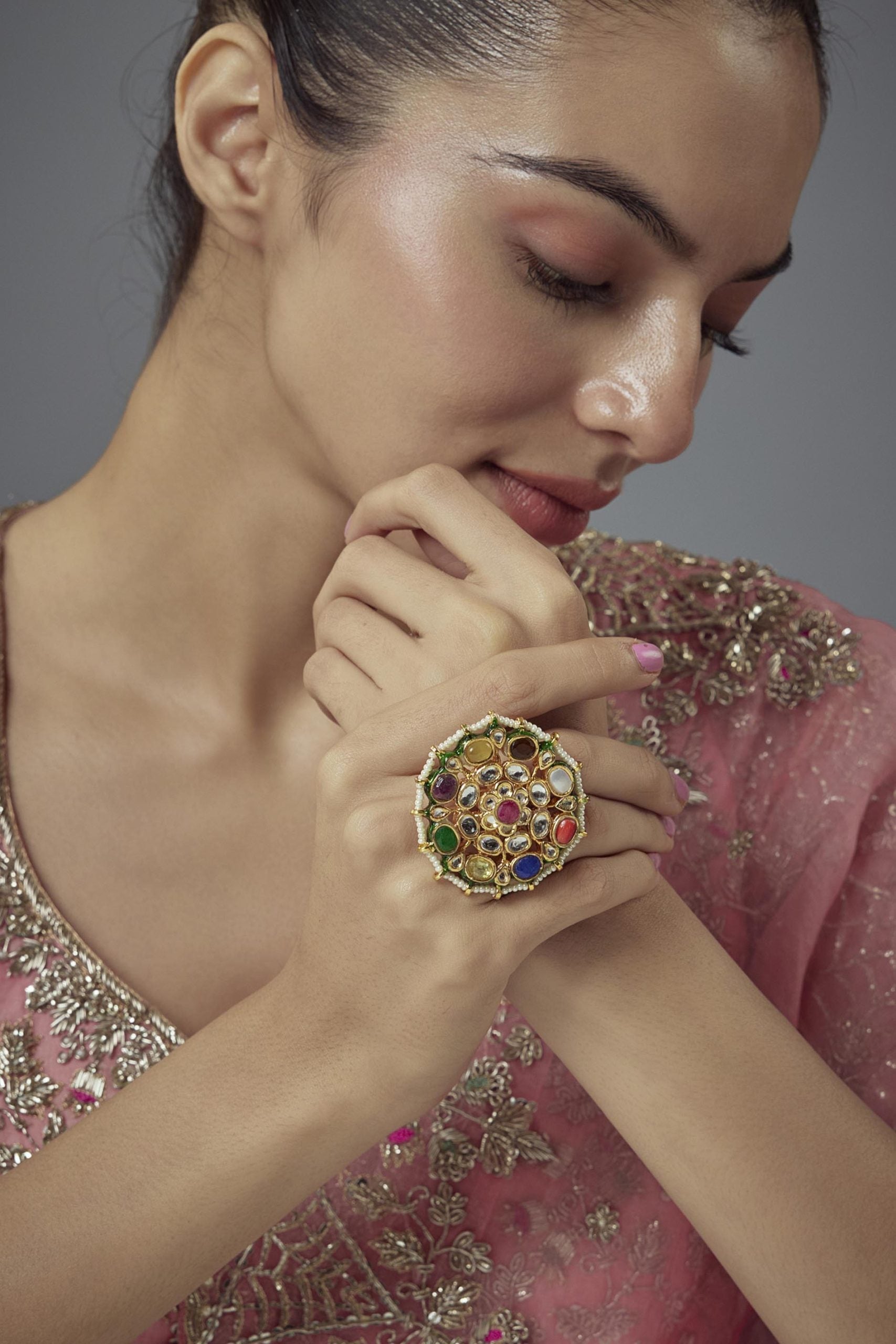 vivinia BY VIDHI MEHRA Saadgi Gold Plated Multi Kundan, Polki Womens Ring (Freesize)