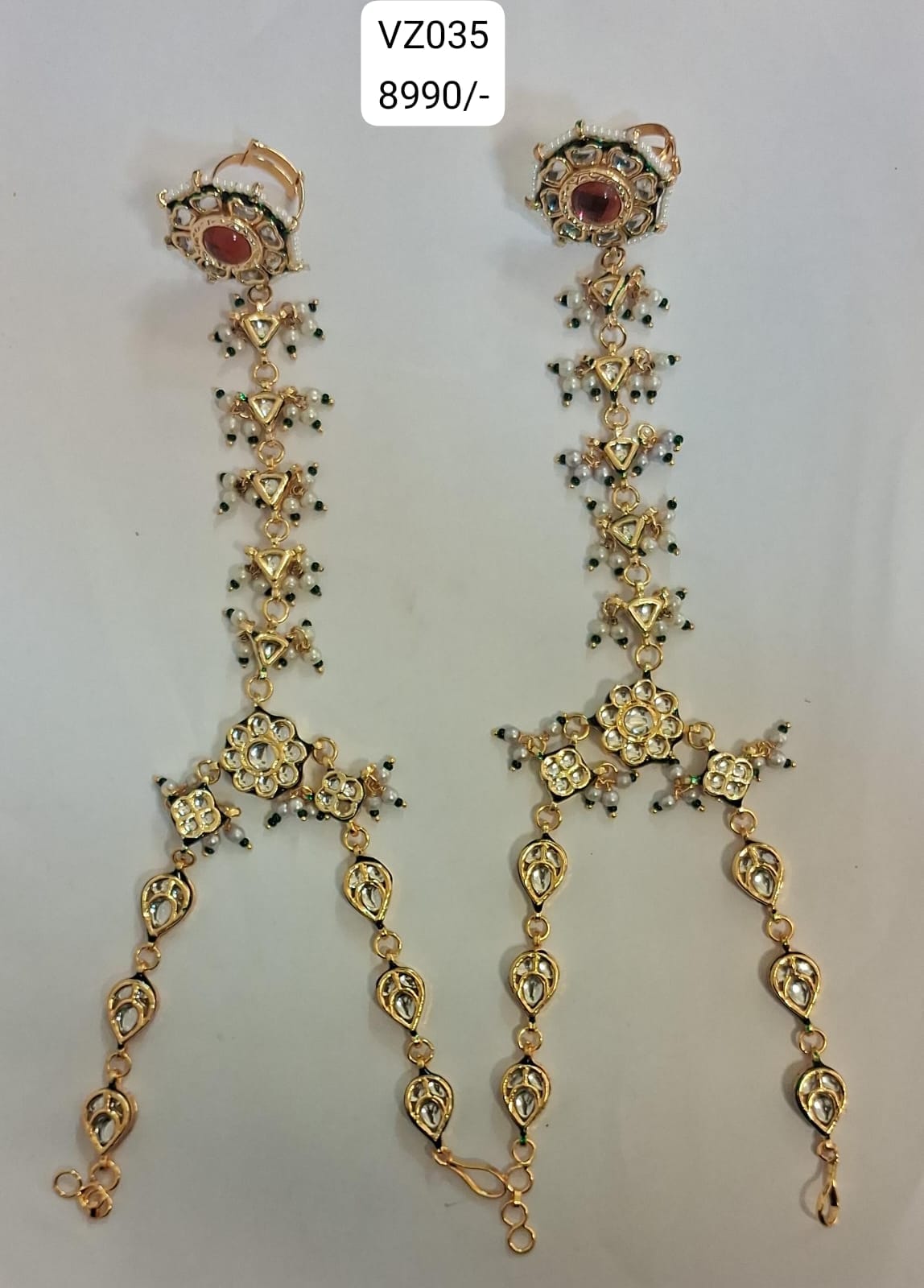 Kundan Pearl Chain Haath Phool Pair