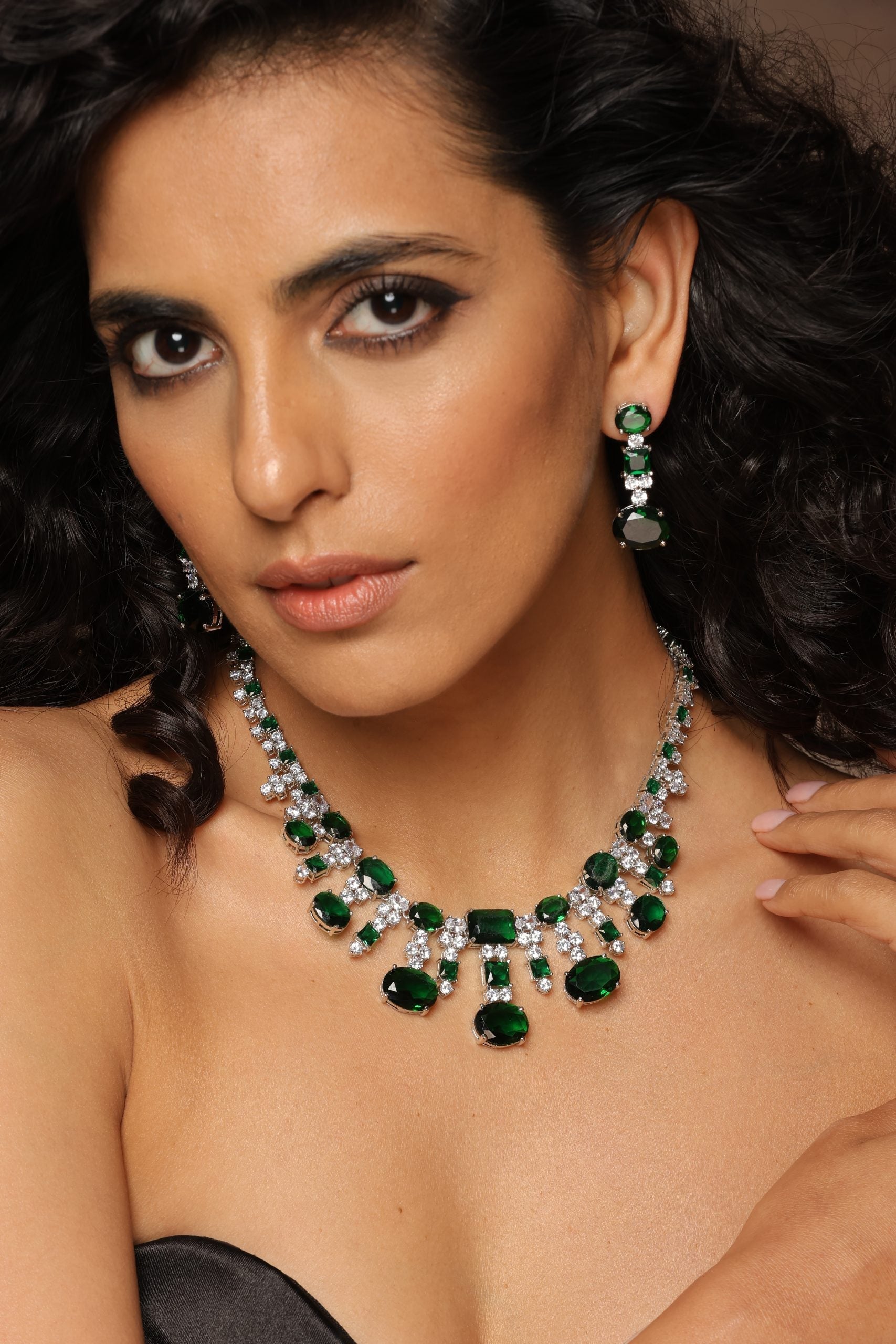 Green Silver Tone Emerald Necklace Set