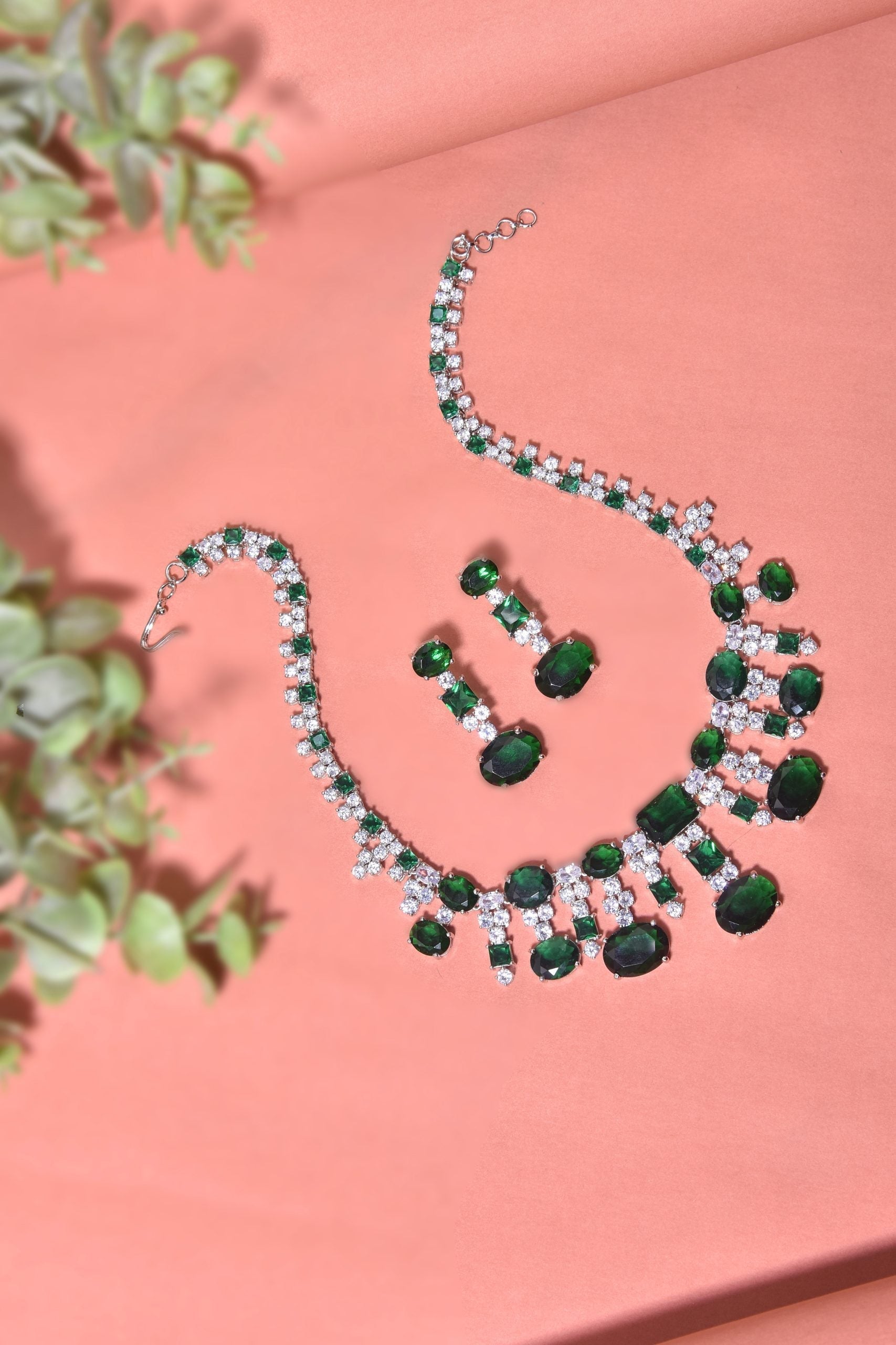 Green Silver Tone Emerald Necklace Set