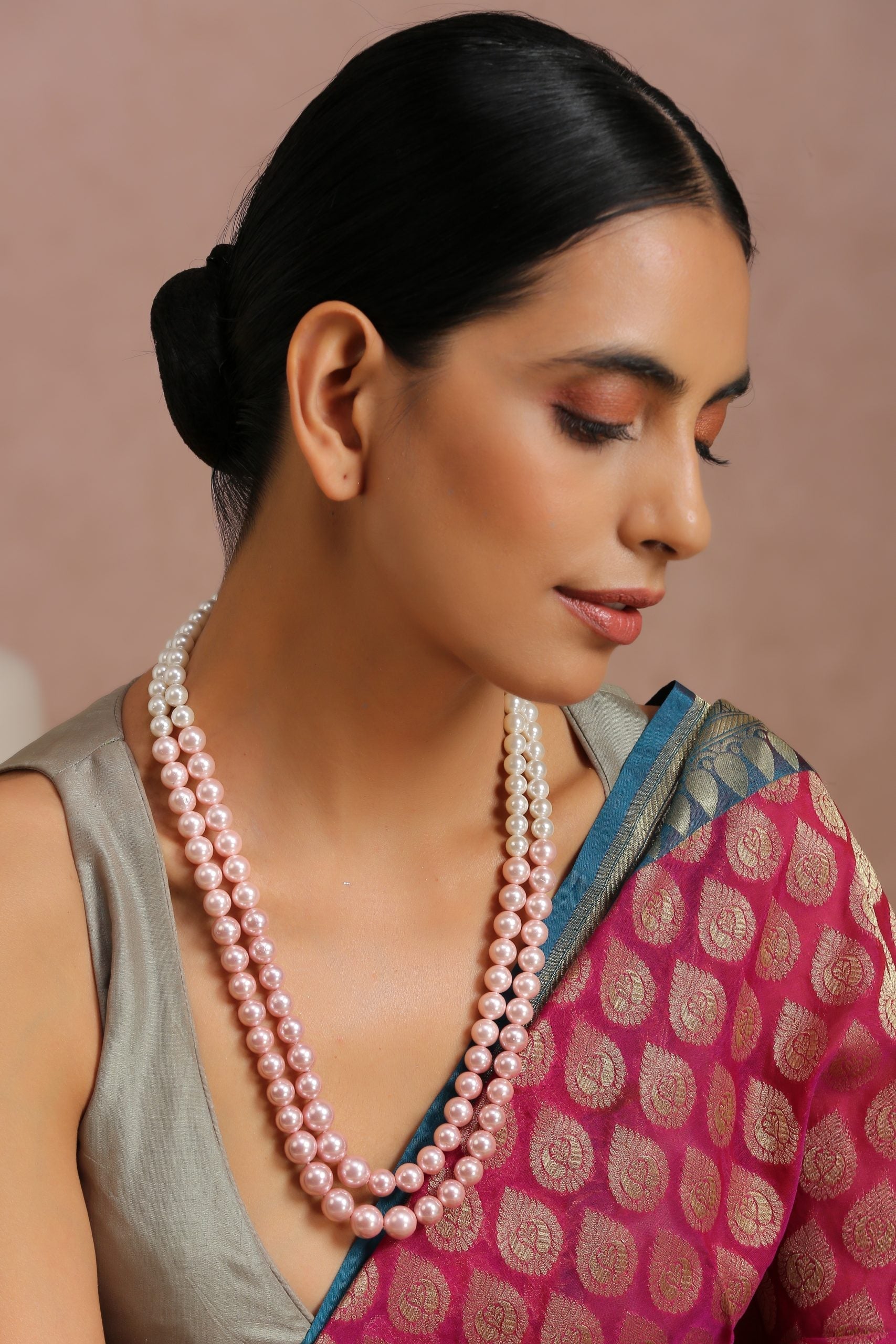 Pink and White Pearls Layered Necklace