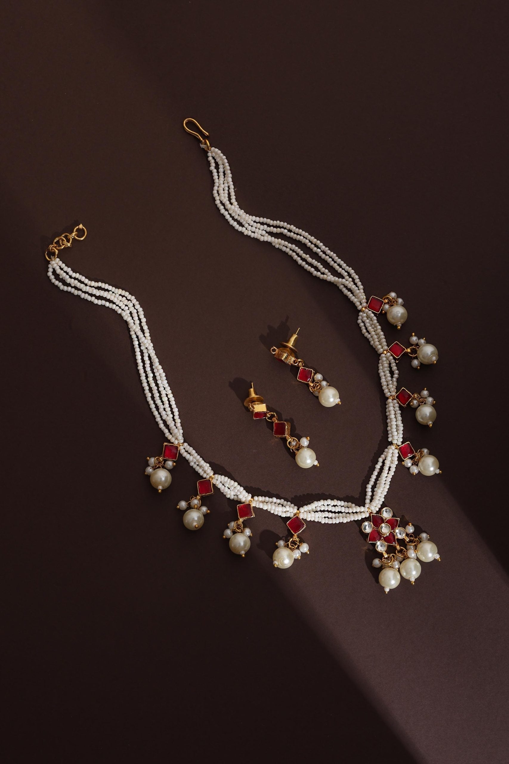 Red Gold Kundan Necklace Set