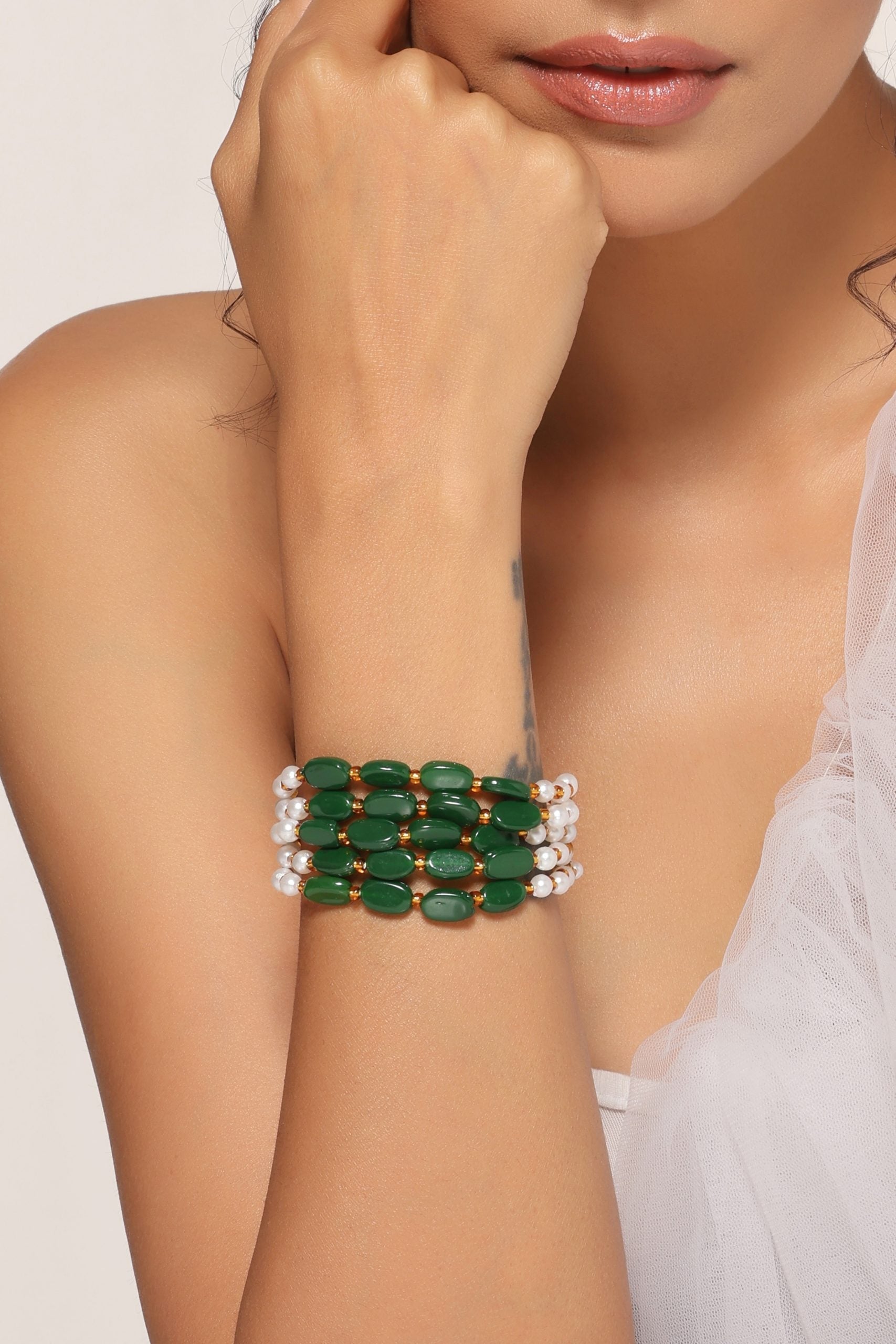 Green and White Gold Tone Pearl Bracelet