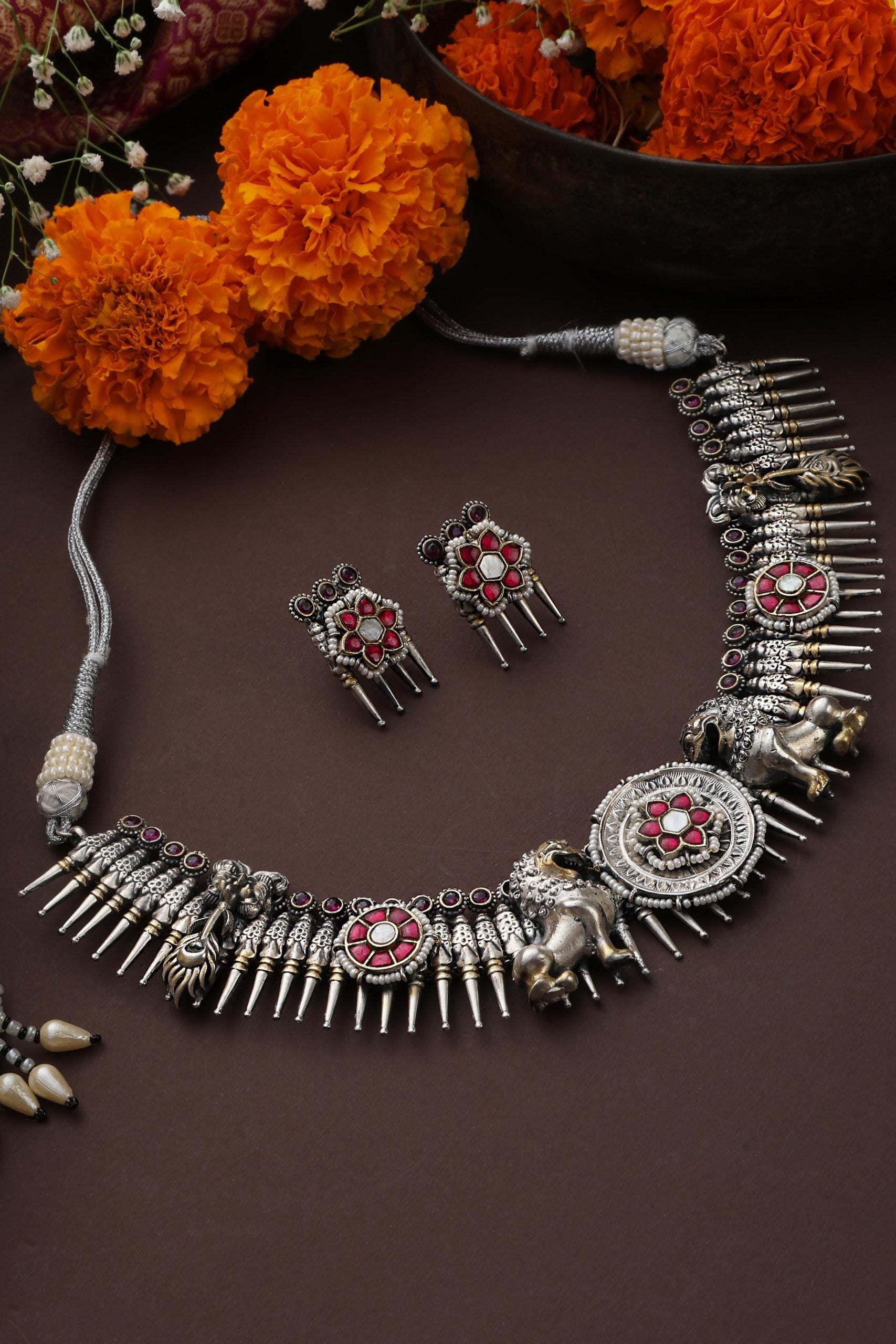 Red Silver Tone Jadau Kundan Necklace Set