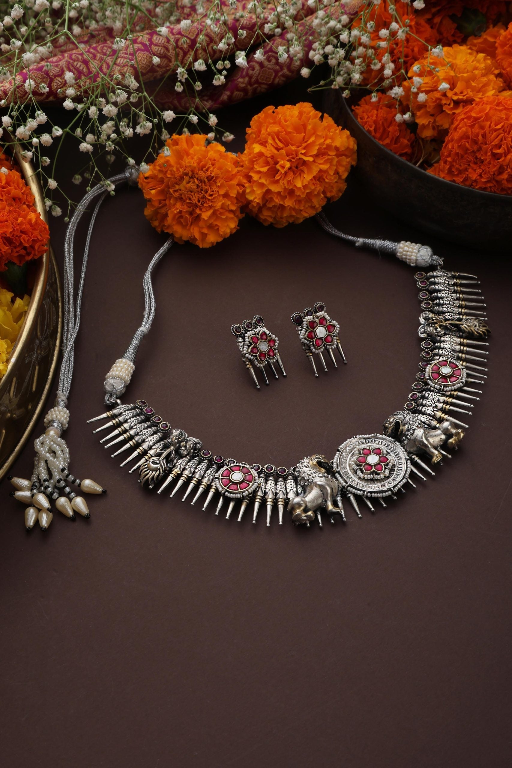 Red Silver Tone Jadau Kundan Necklace Set