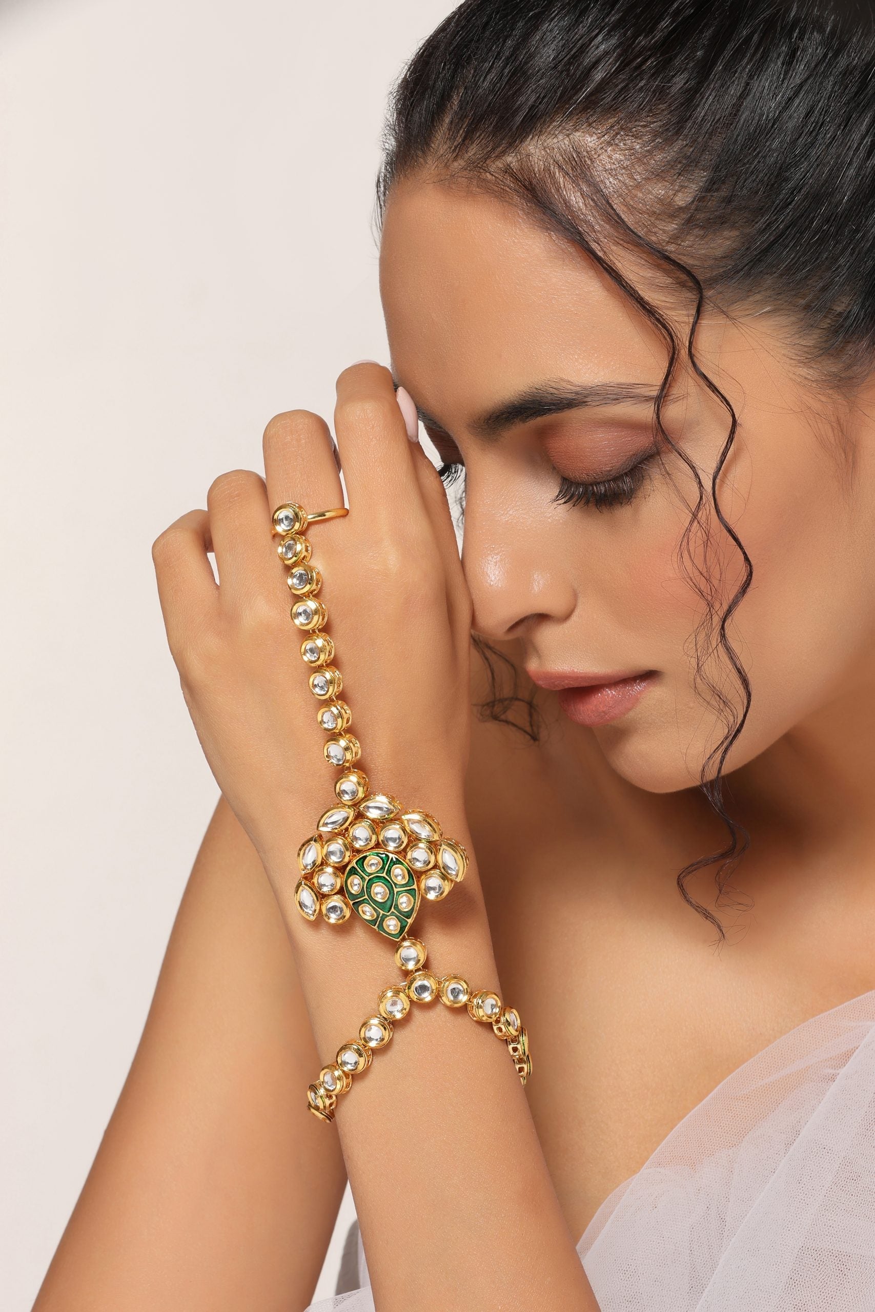 Green Gold Tone Kundan Hathphool