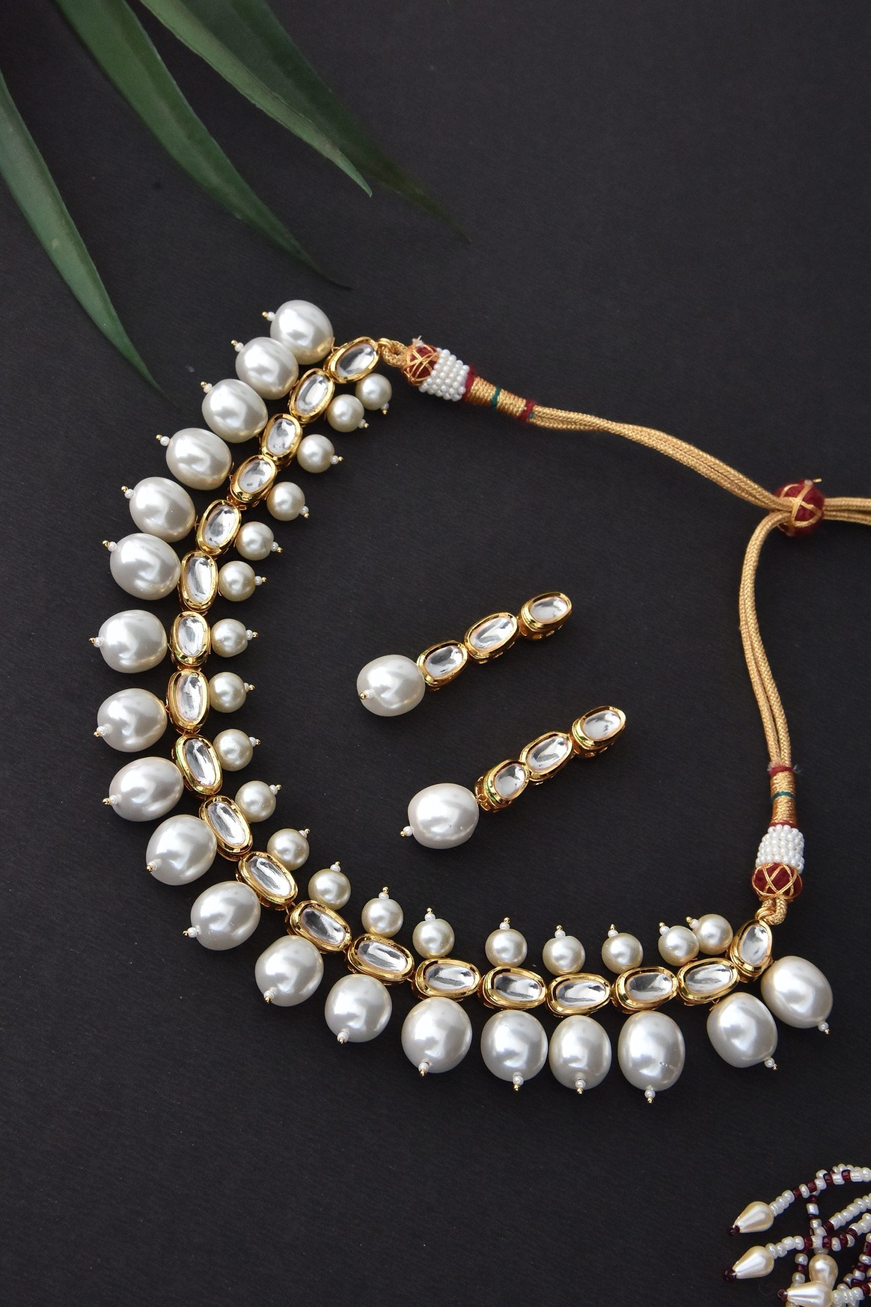 White Gold Tone Kundan Pearl Necklace