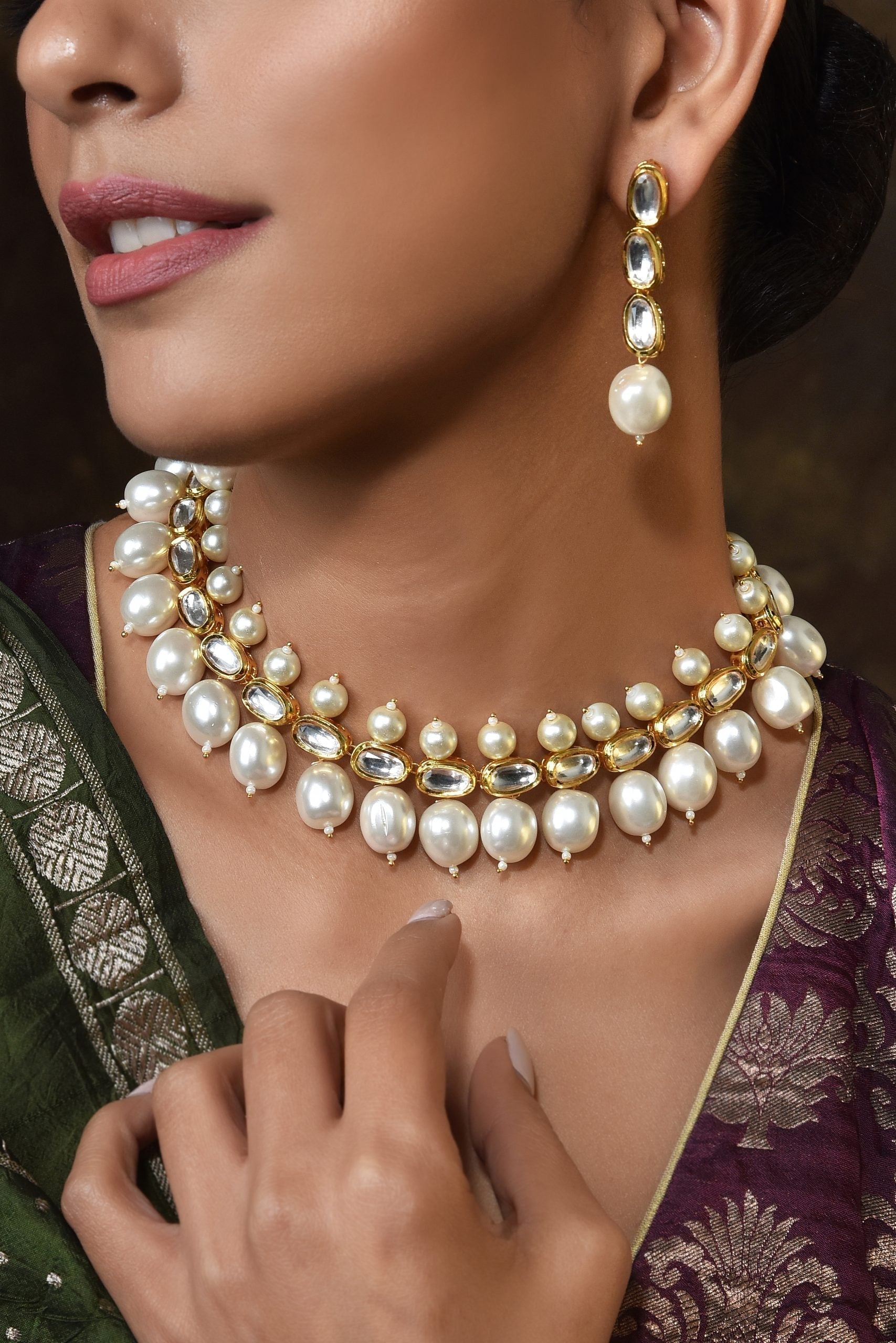 White Gold Tone Kundan Pearl Necklace