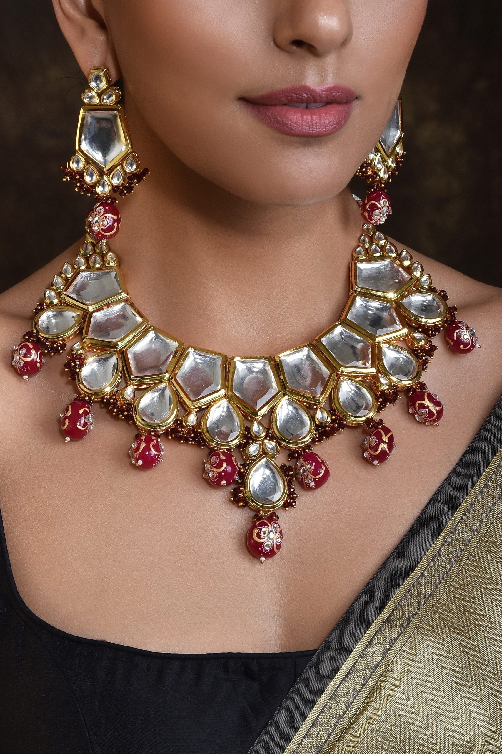 Red Gold Tone Kundan Necklace Set with Maang Tikka