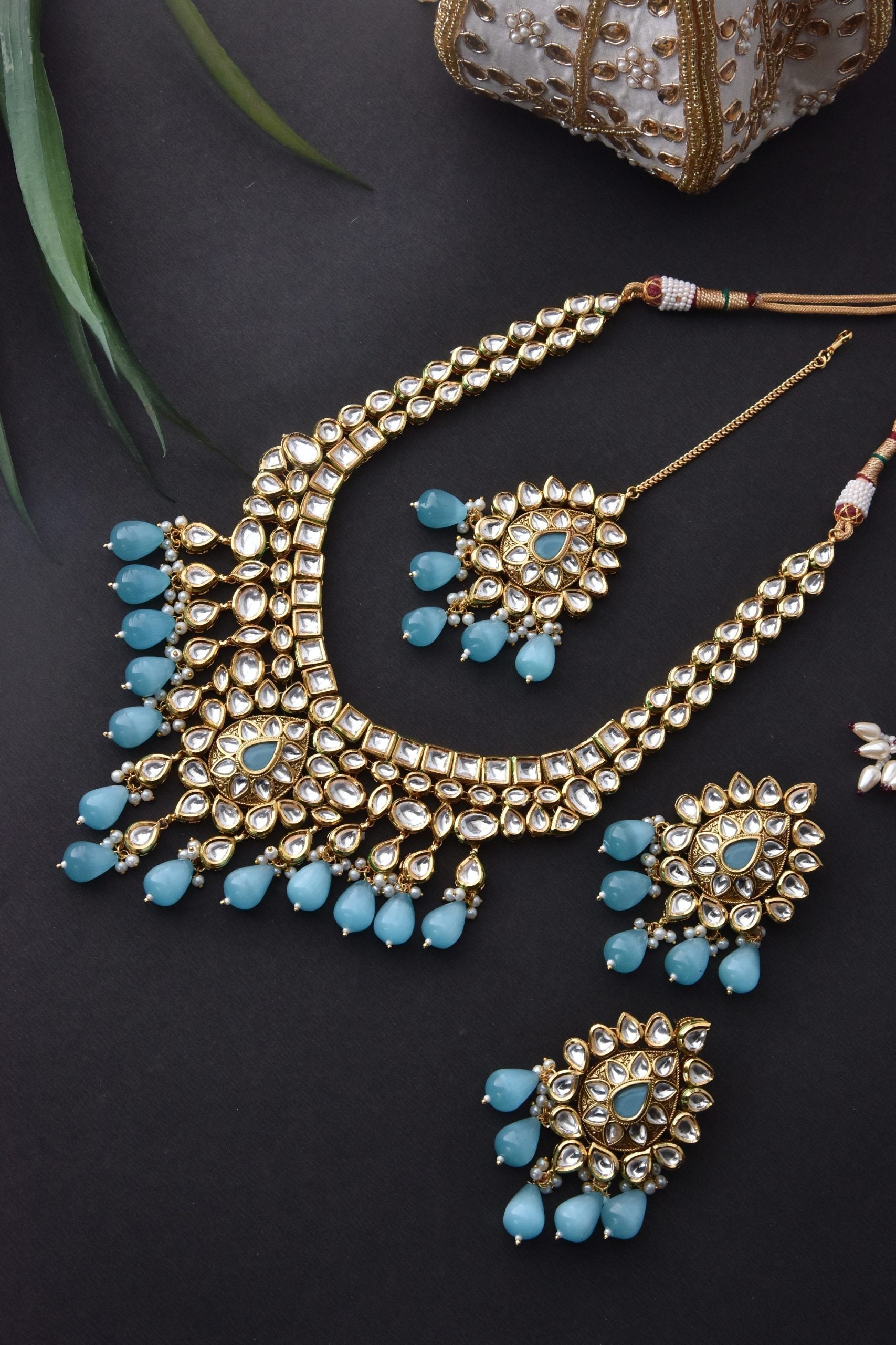 Blue Gold Tone Kundan Bridal Necklace Set with Maang Tikka