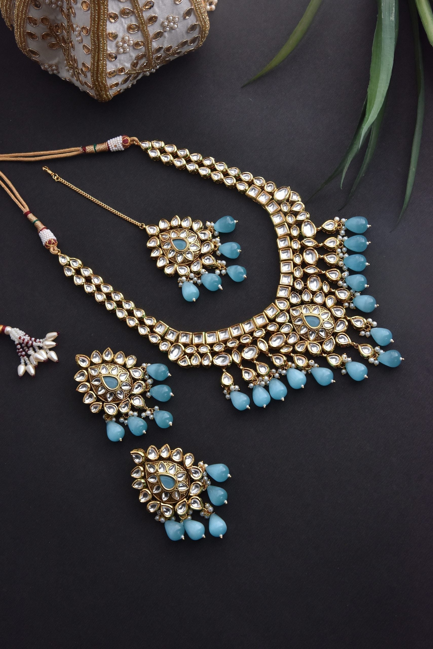 Blue Gold Tone Kundan Bridal Necklace Set with Maang Tikka