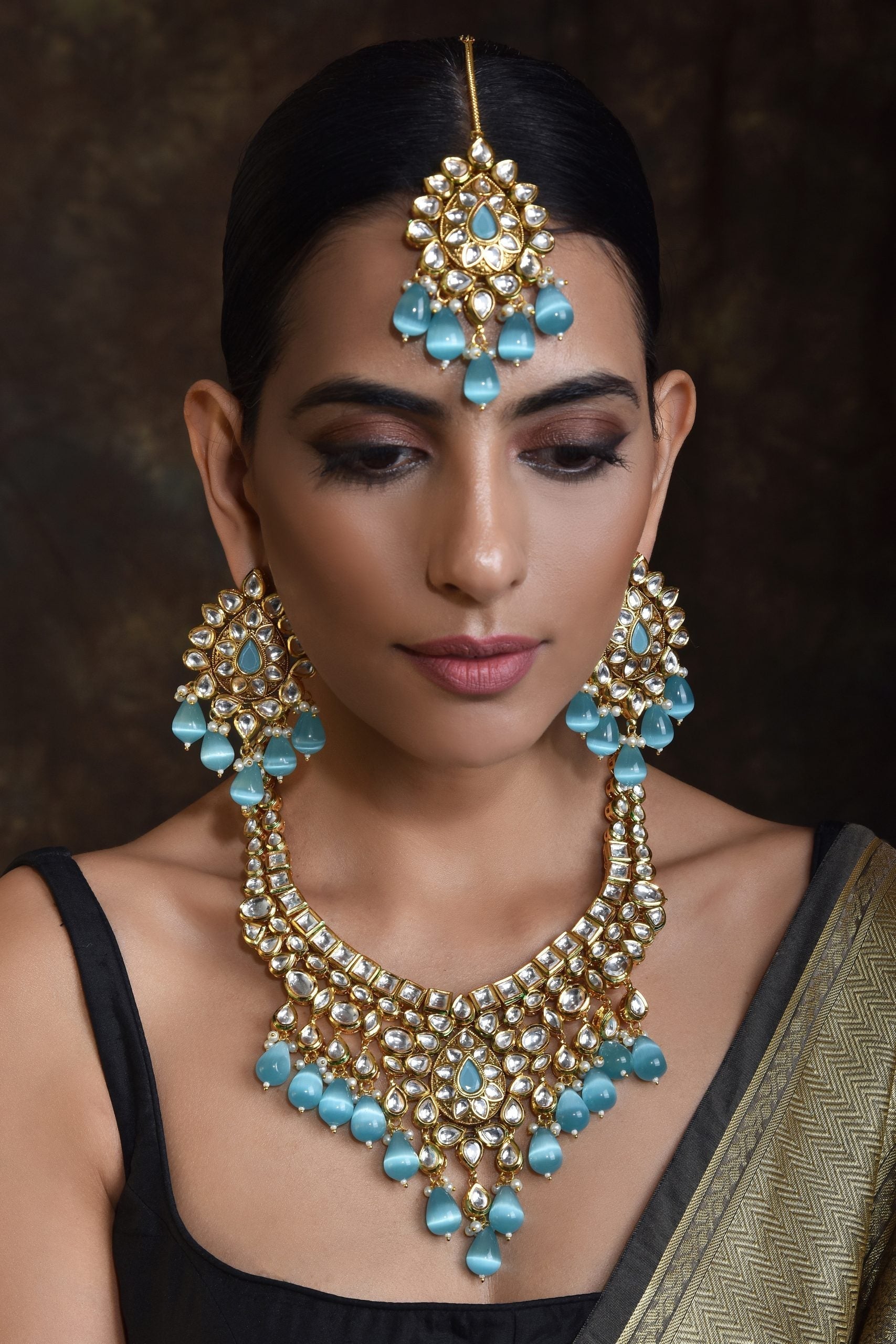 Blue Gold Tone Kundan Bridal Necklace Set with Maang Tikka