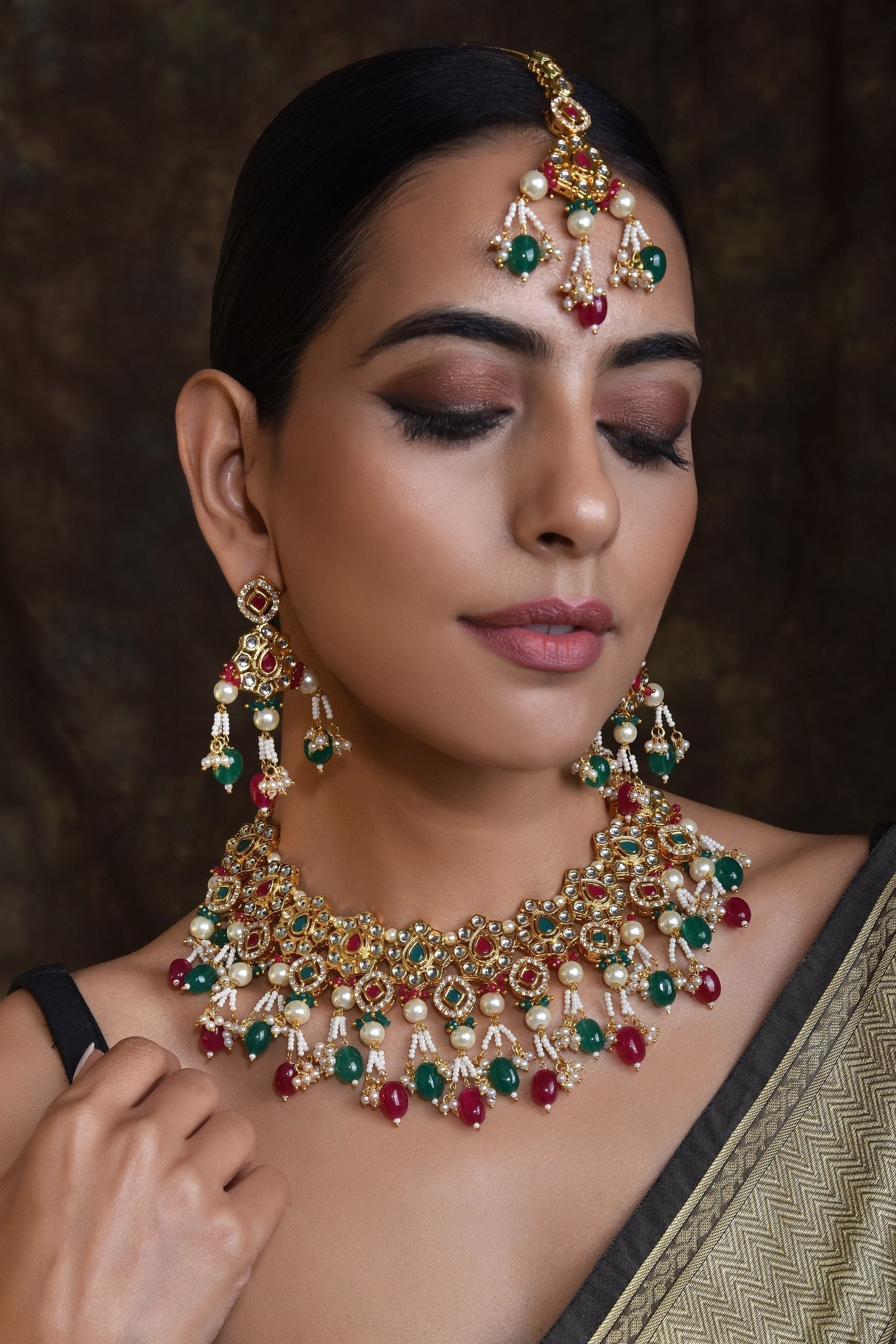 Red Green Gold Tone Kundan Necklace Set