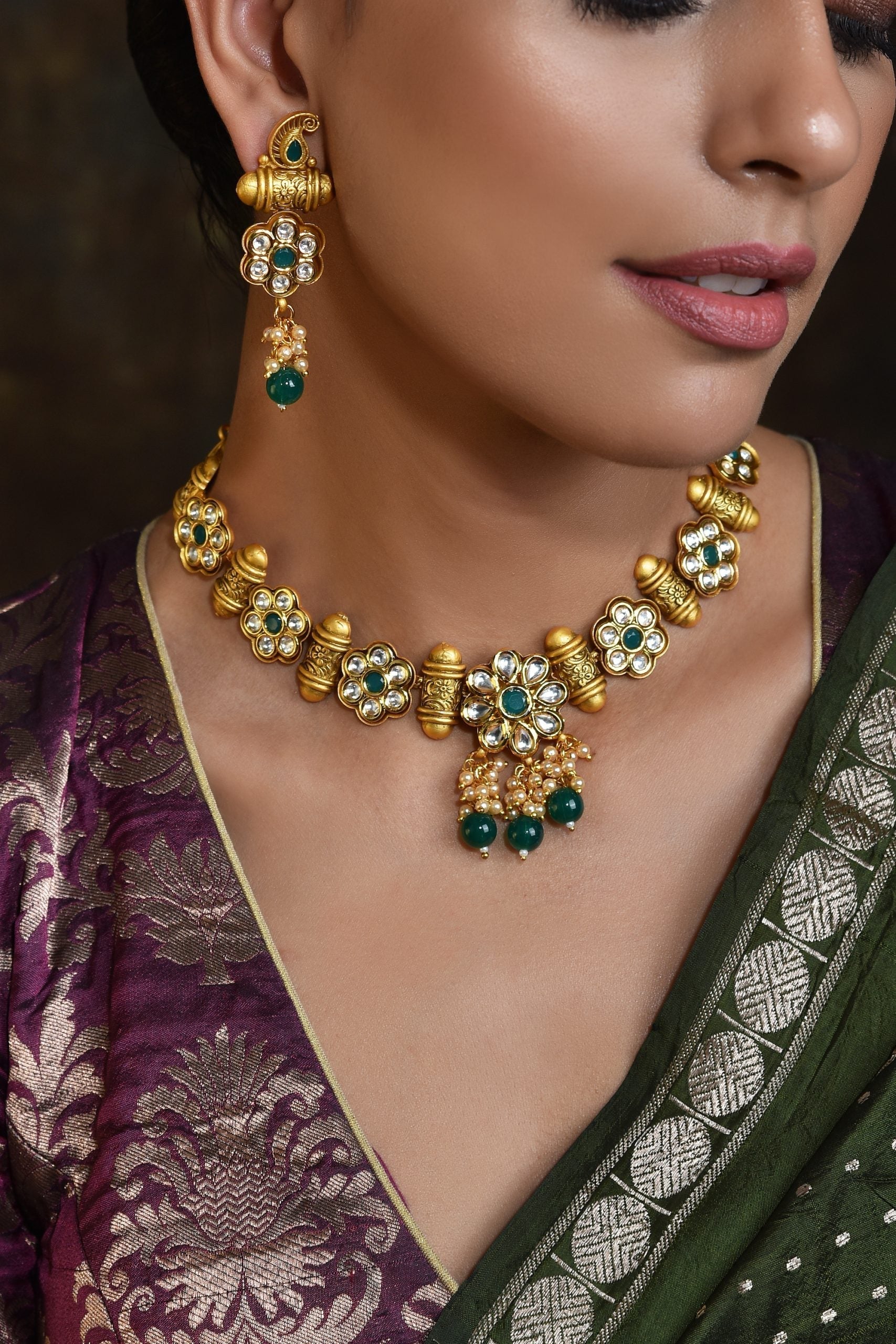 Green Gold Tone Necklace Set