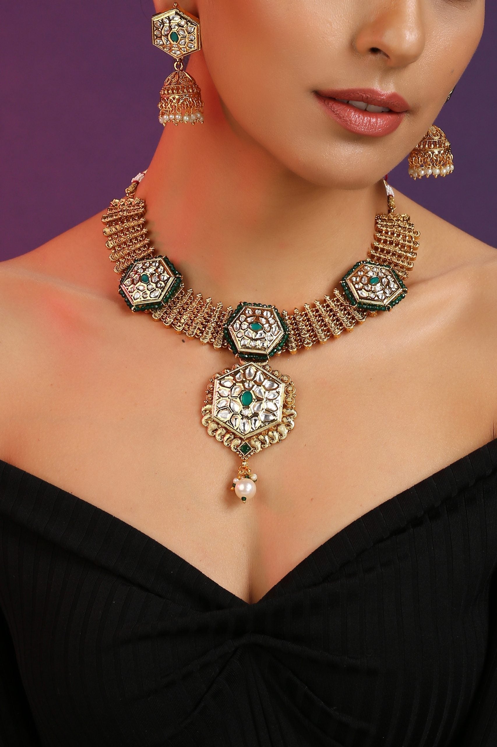 Green Gold Tone Kundan Necklace Set