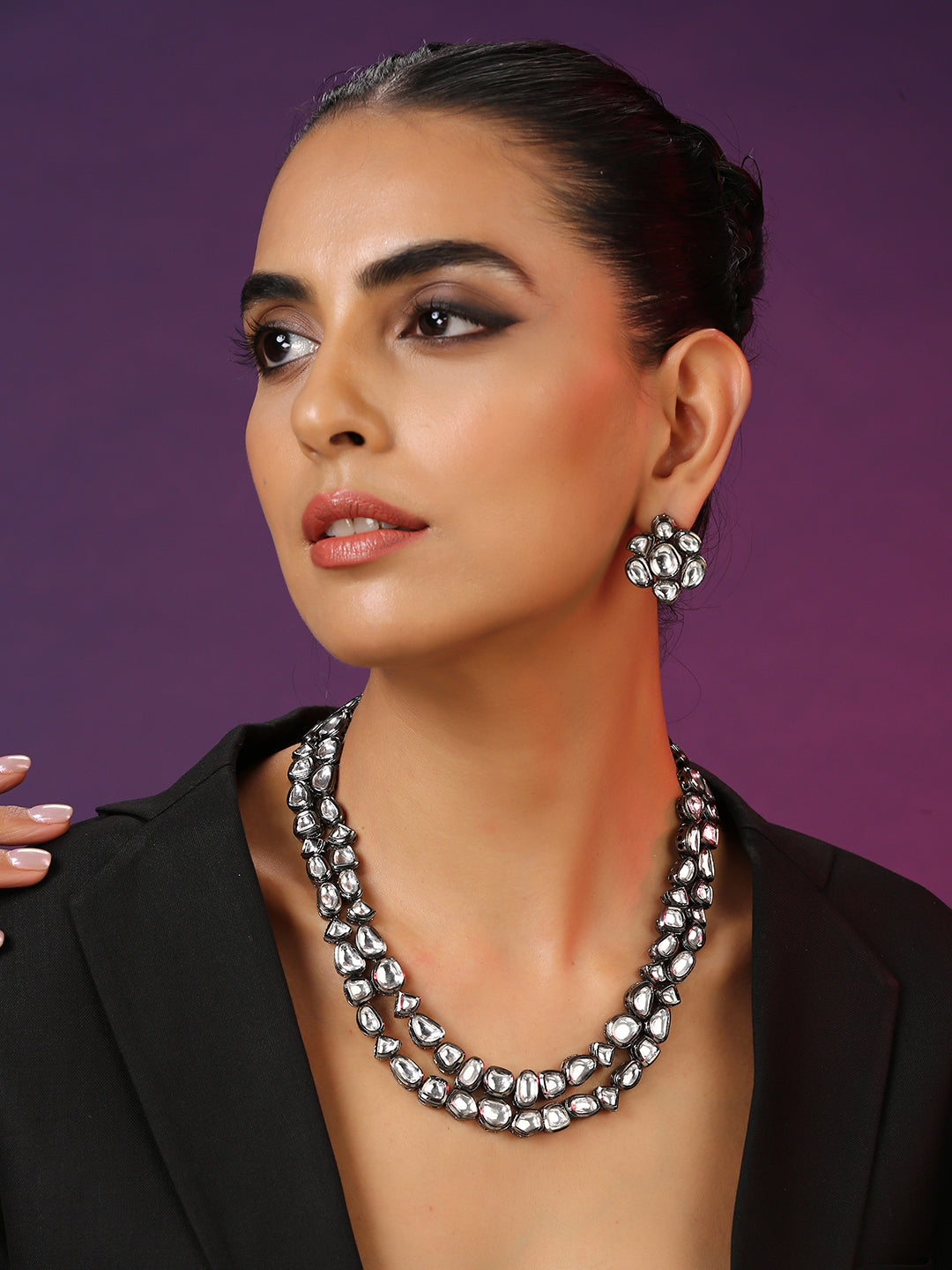 White Black Tone Long Kundan Necklace Set