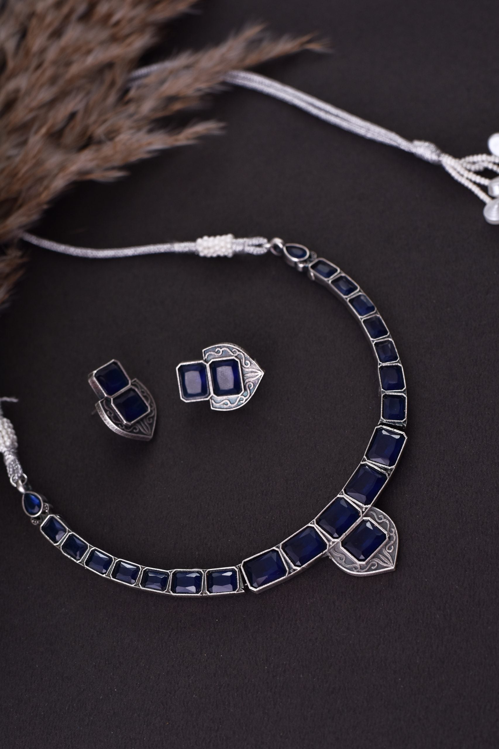 Blue Silver Tone Choker Set