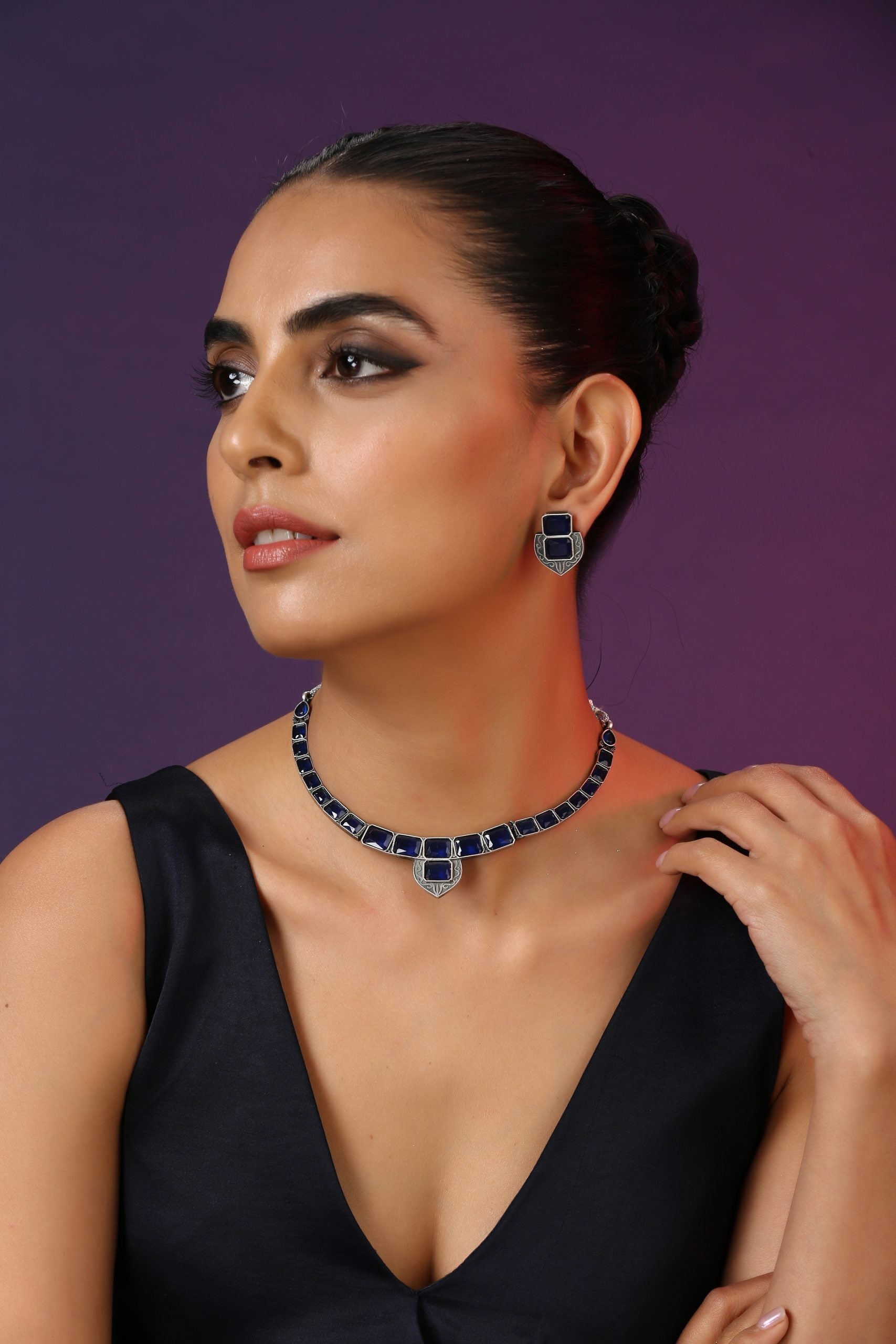 Blue Silver Tone Choker Set