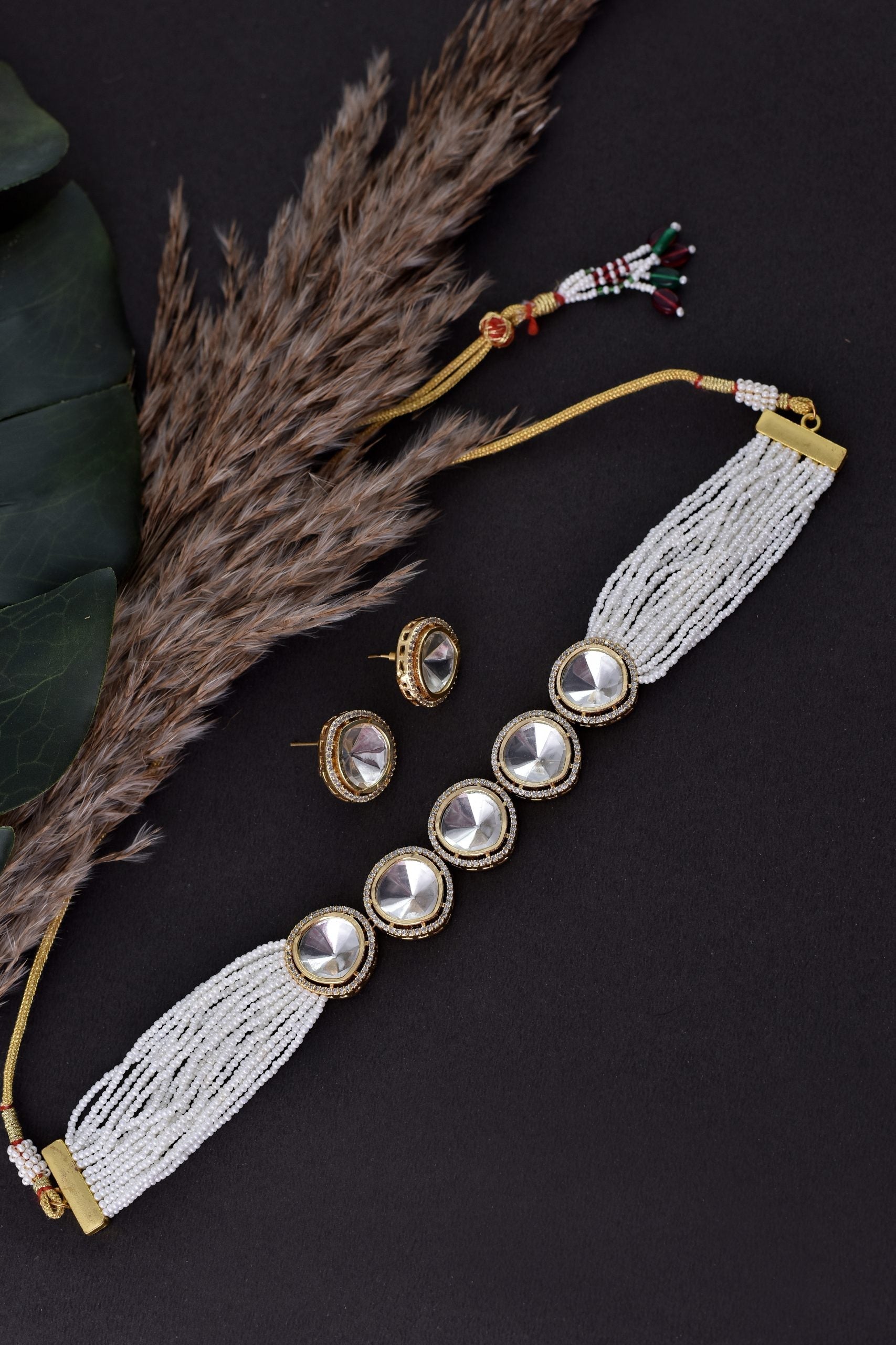 White Silver Tone Polki Choker with Pearls