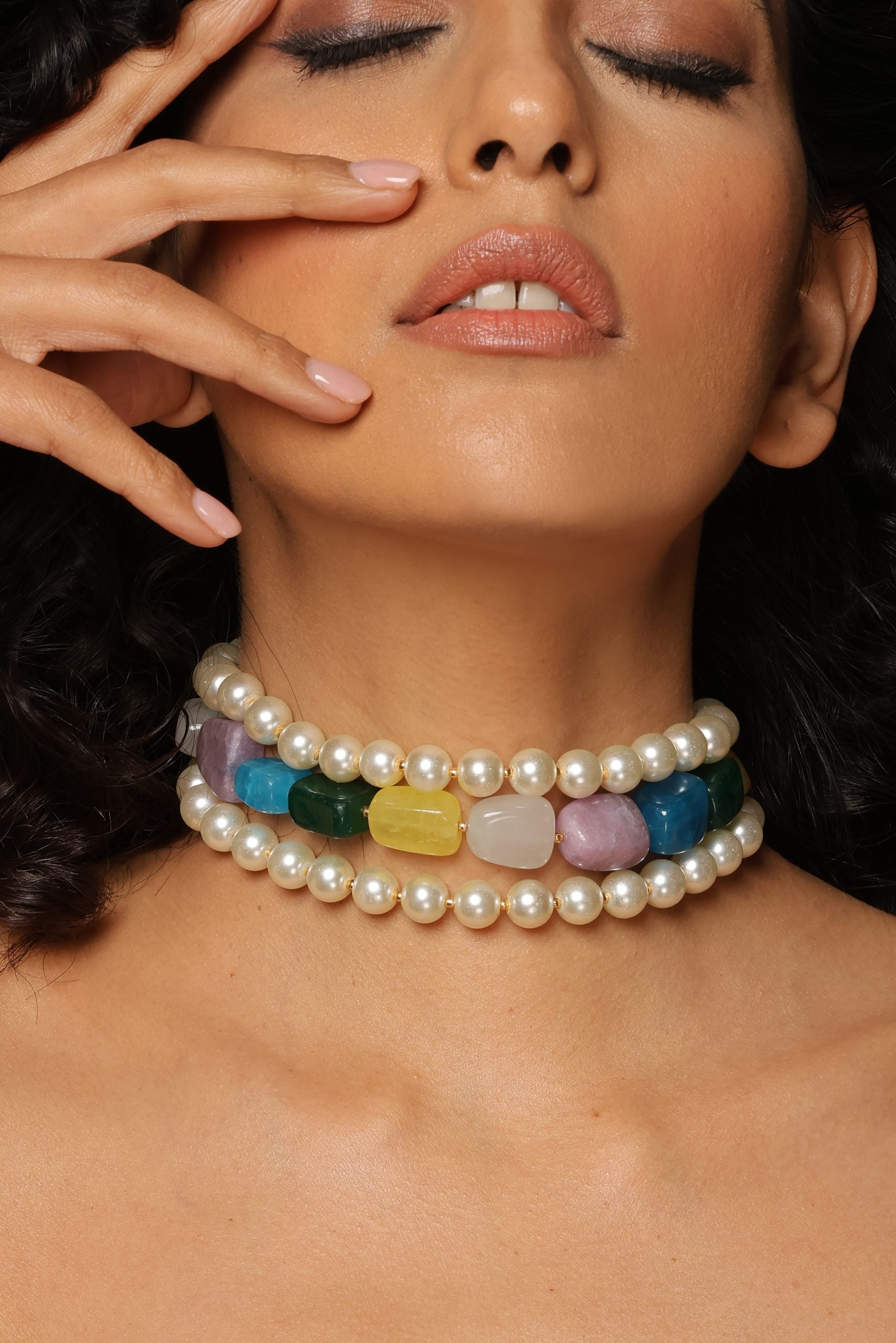 Multicolour Gold Tone Pearl Choker