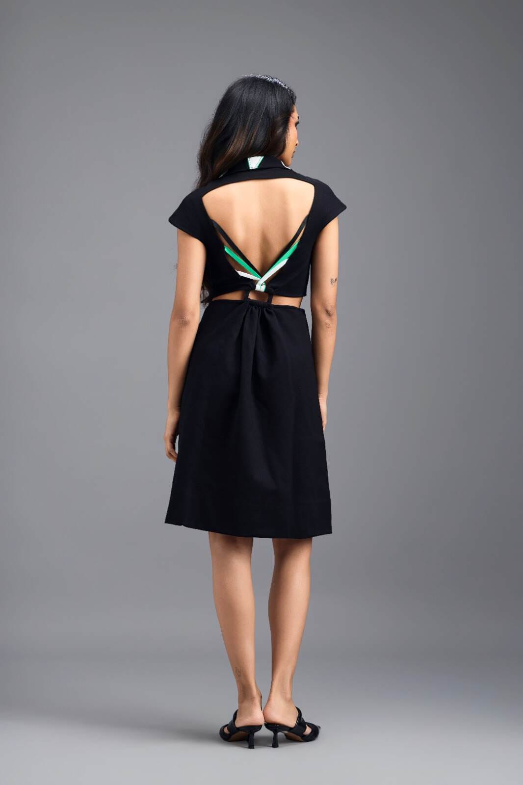 BLACK FIT-AND-FLARE DRESS WITH NEON CONTRAST COLLAR