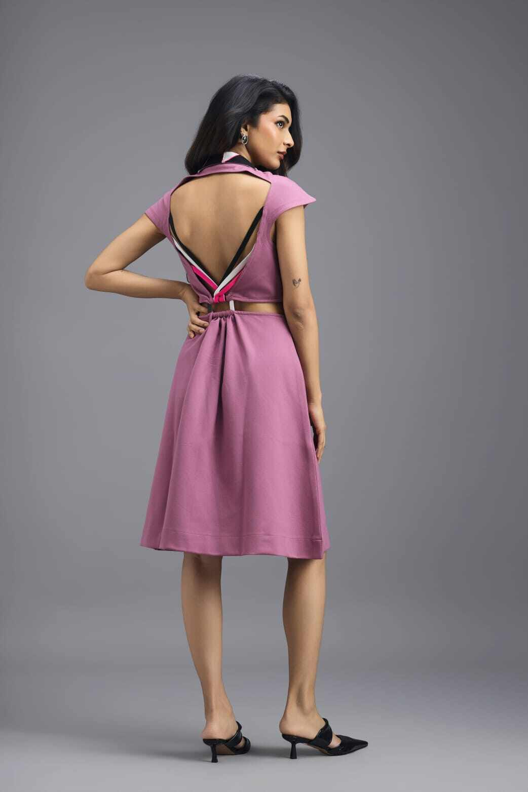 PINK FIT-AND-FLARE DRESS WITH NEON CONTRAST COLLAR