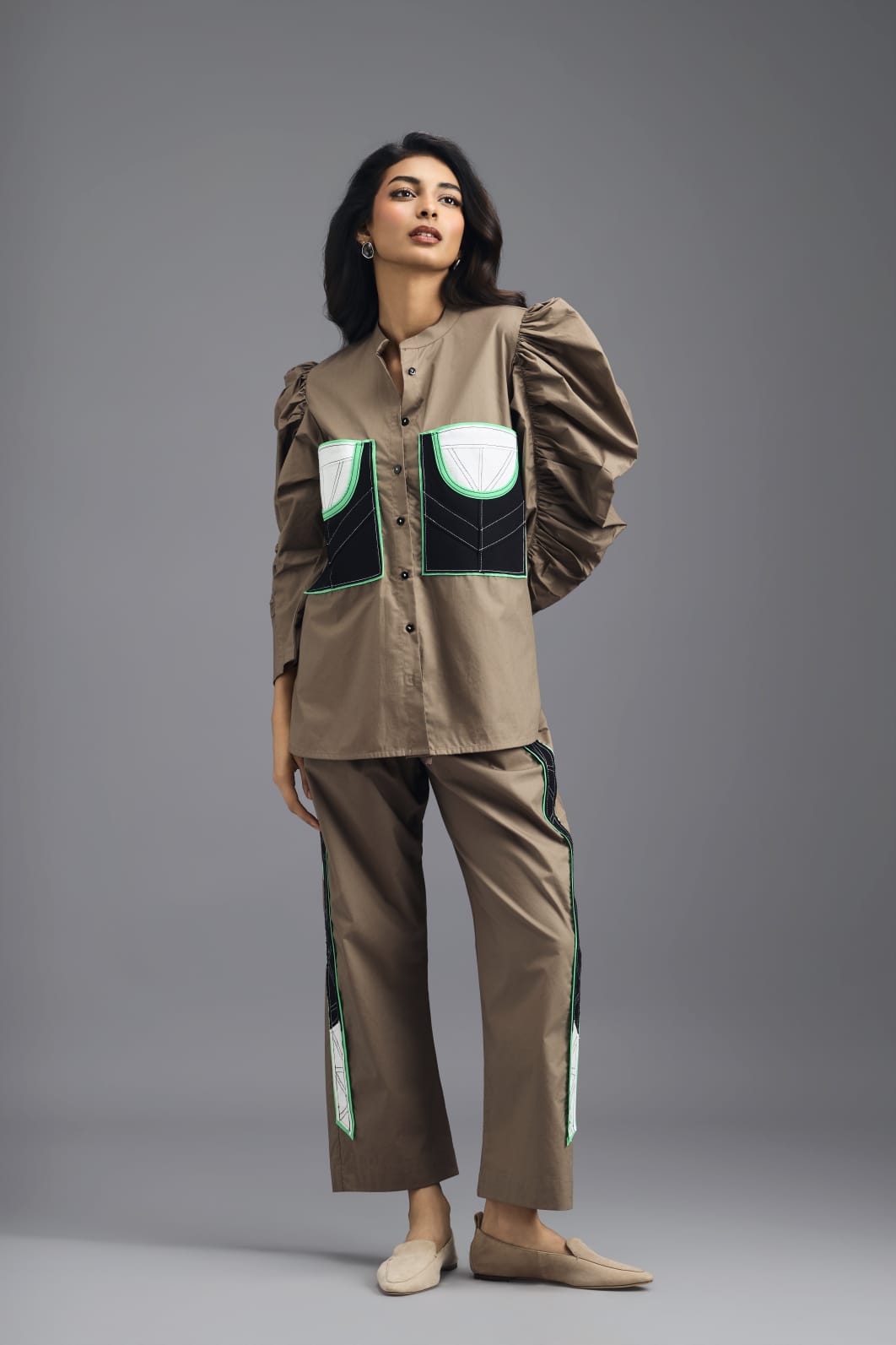 MUD CO-ORD SET WITH NEON GEOMETRIC PANEL DETAIL, BRALETTE AND ELASTICATED PANTS