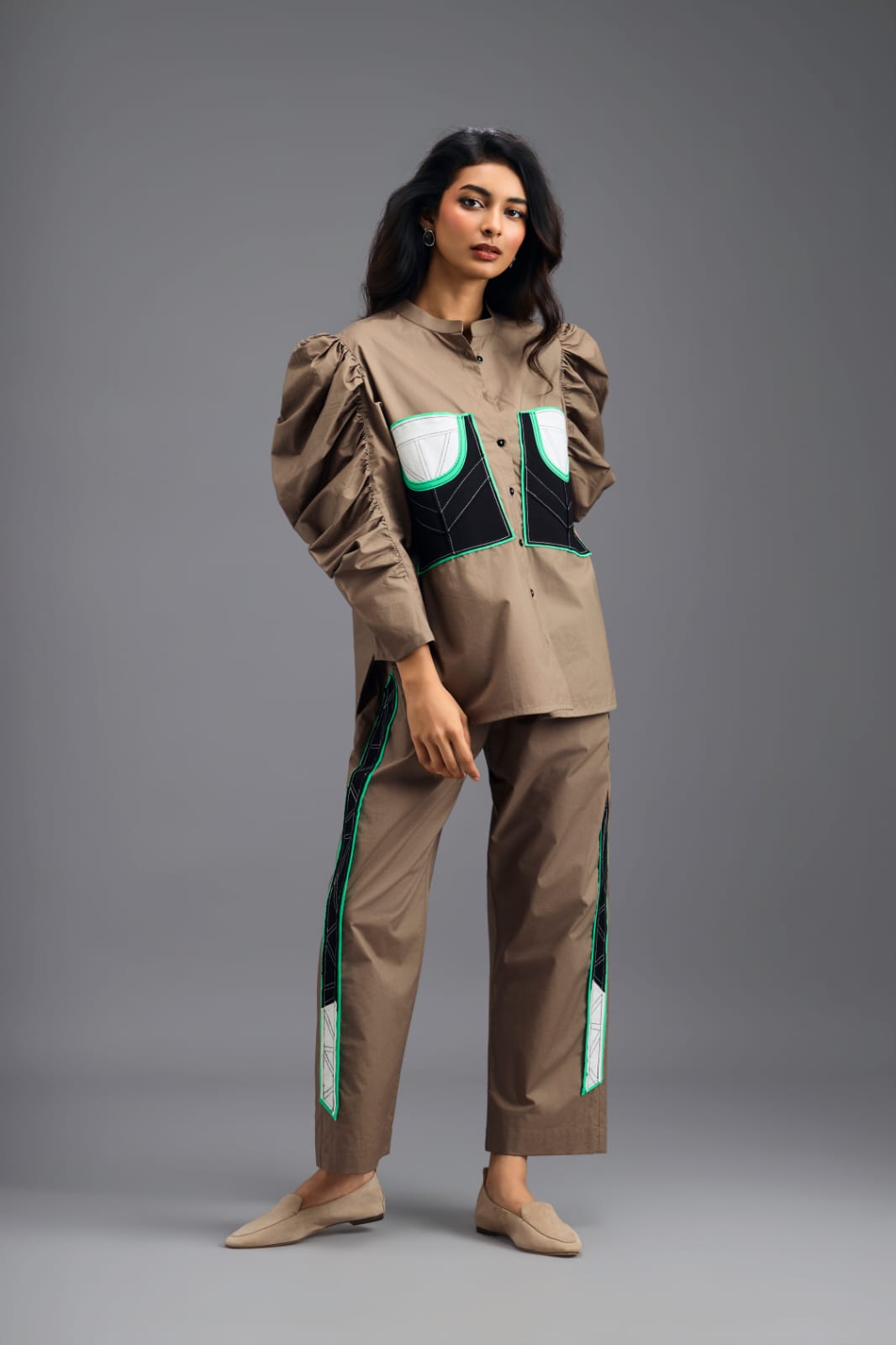 MUD CO-ORD SET WITH NEON GEOMETRIC PANEL DETAIL, BRALETTE AND ELASTICATED PANTS