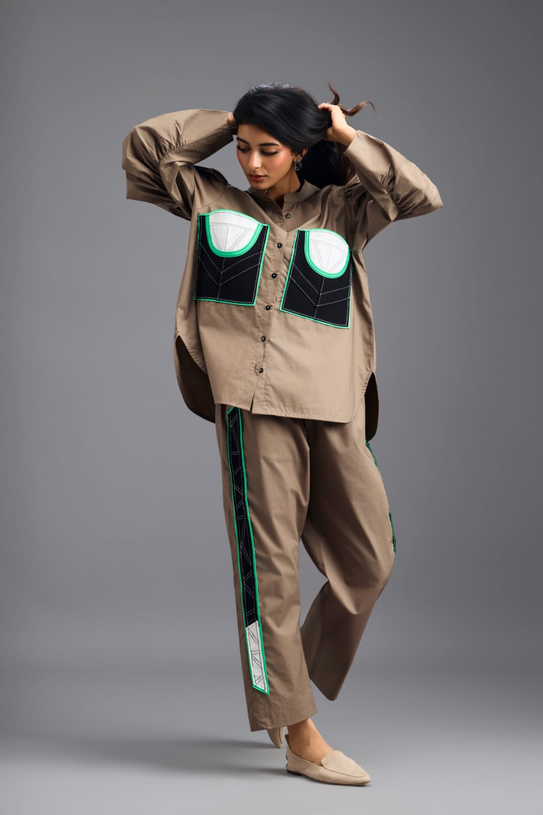 MUD CO-ORD SET WITH NEON GEOMETRIC PANEL DETAIL, BRALETTE AND ELASTICATED PANTS