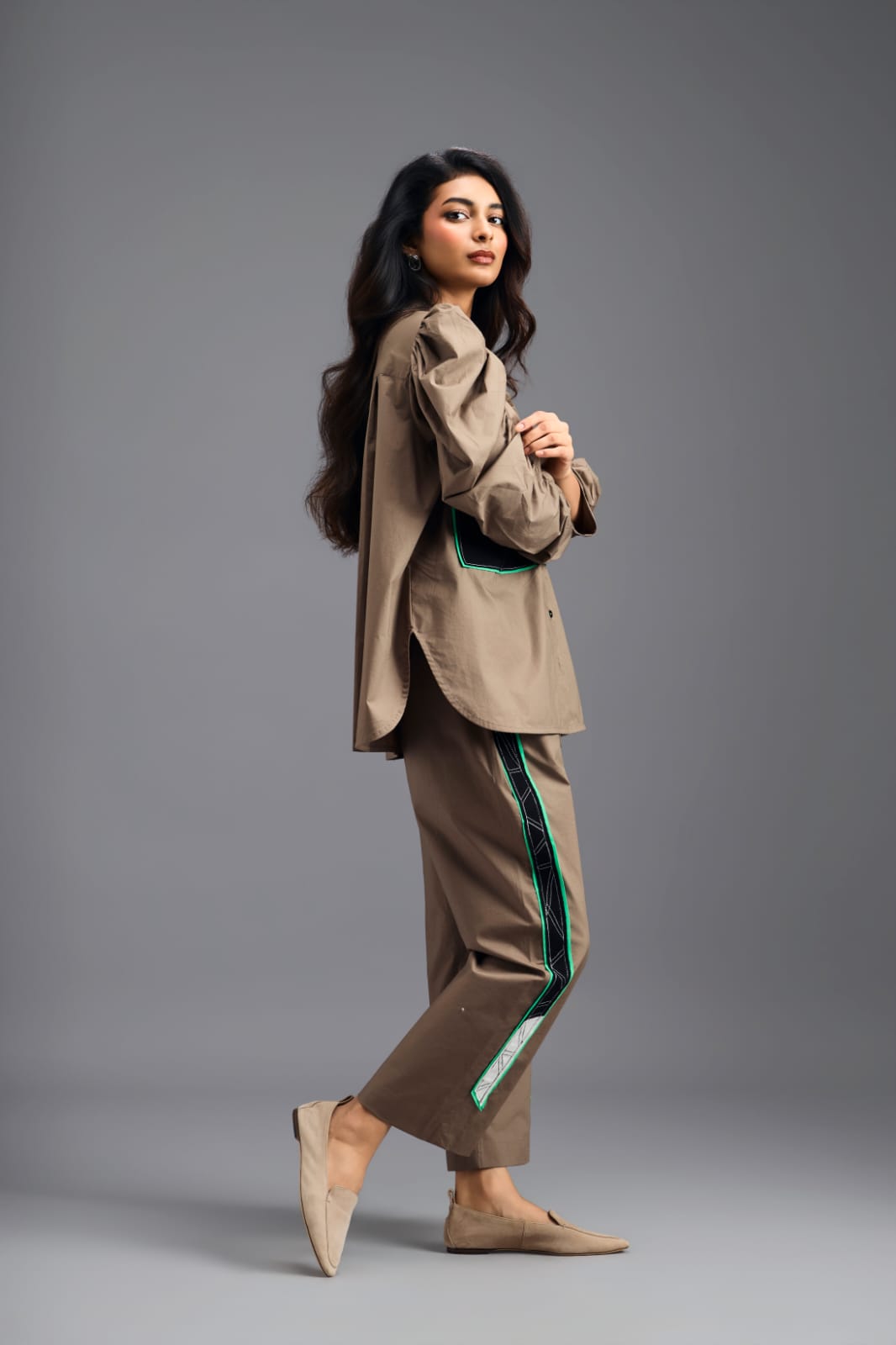 MUD TAILORED PANTS WITH NEON GEOMETRIC POCKET PANEL DETAIL