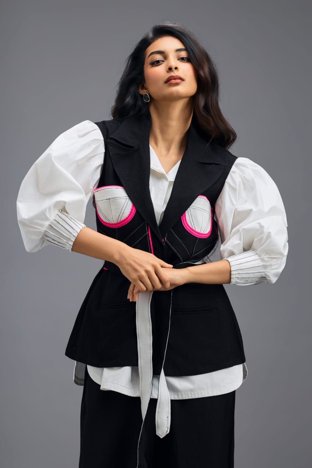 WHITE VOLUMINOUS PUFF-SLEEVE SHIRT