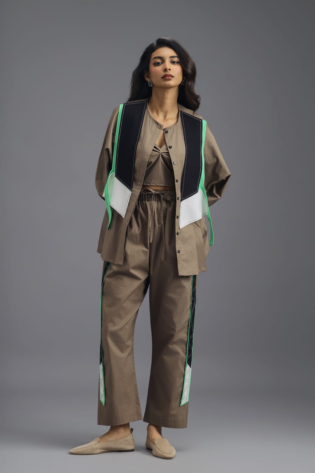 MUD CO-ORD SET WITH NEON GEOMETRIC PANEL DETAIL, BRALETTE AND STRAIGHT PANTS