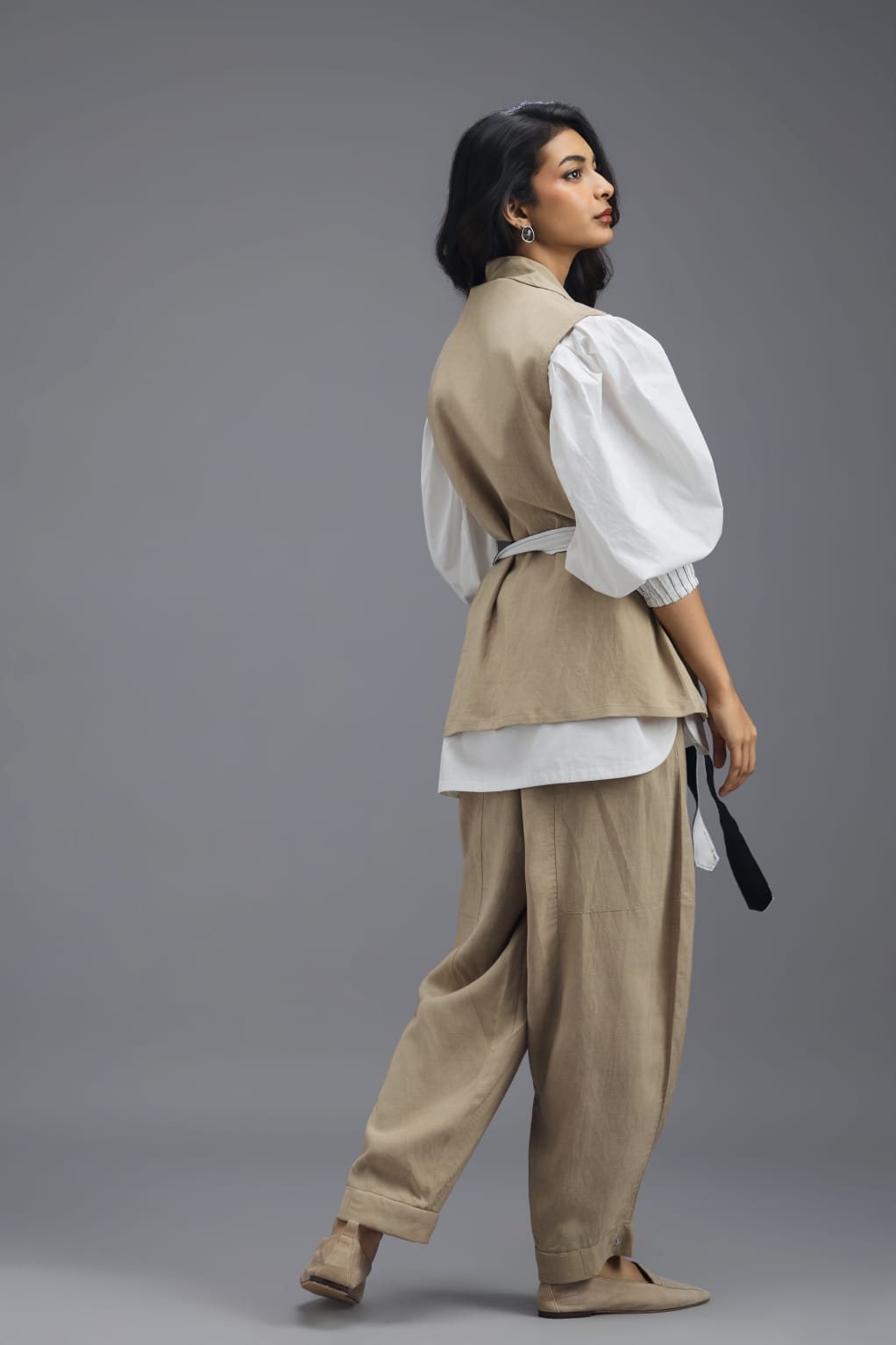 BEIGE CONTRAST PANEL TAILORED VEST TOP WITH NEON GREEN HIGHLIGHTS