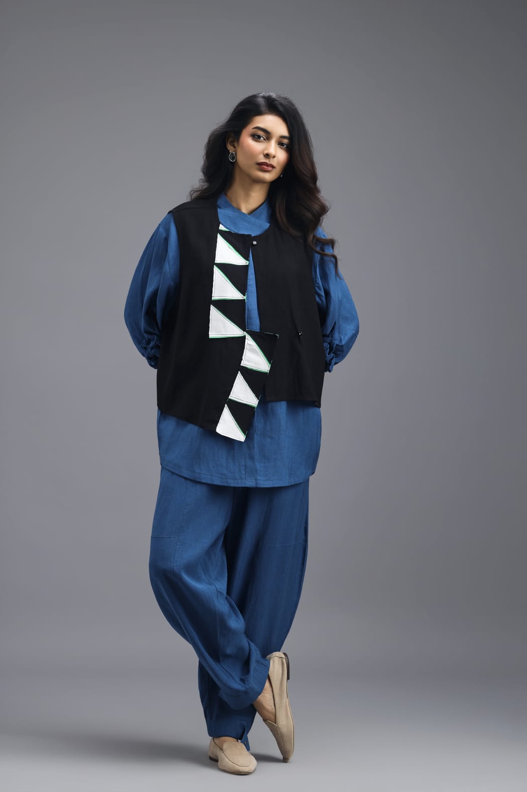 BLUE LINEN SHIRT