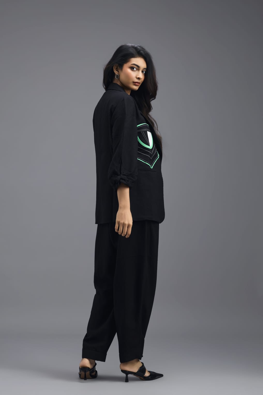 BLACK TAILORED BLAZER WITH GEOMETRIC PATCH POCKET DETAIL AND NEON PIPING